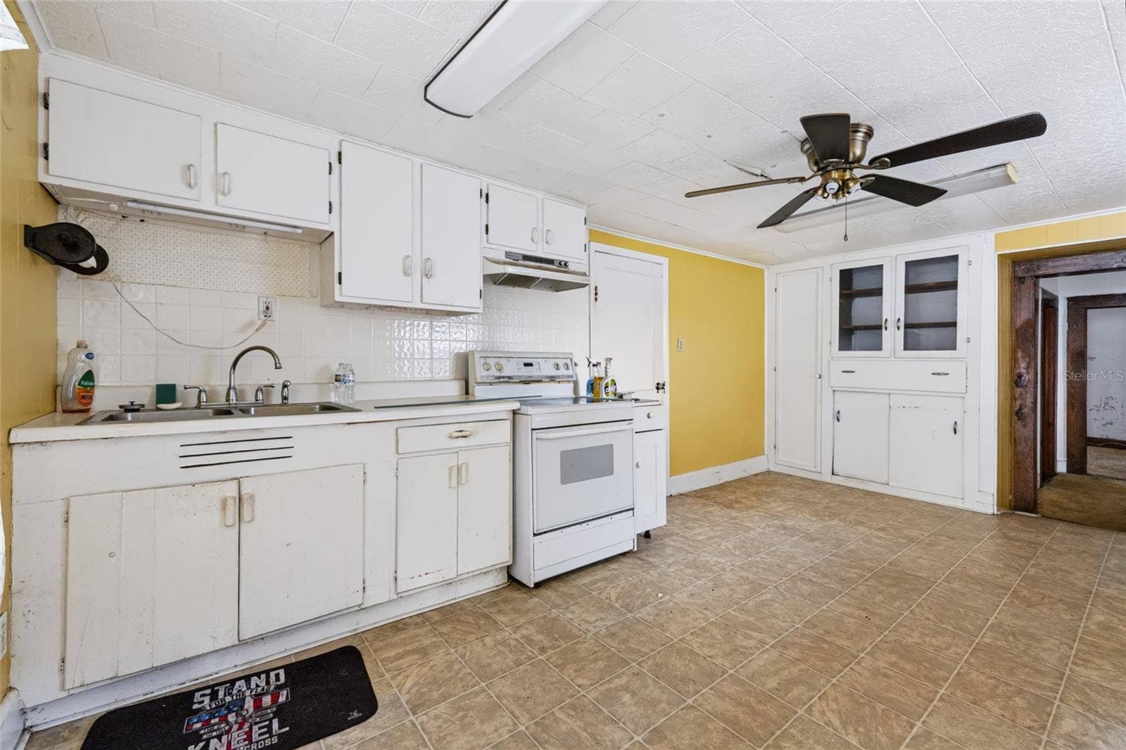308 S GALENA AVENUE, Minneola, FL 34715
