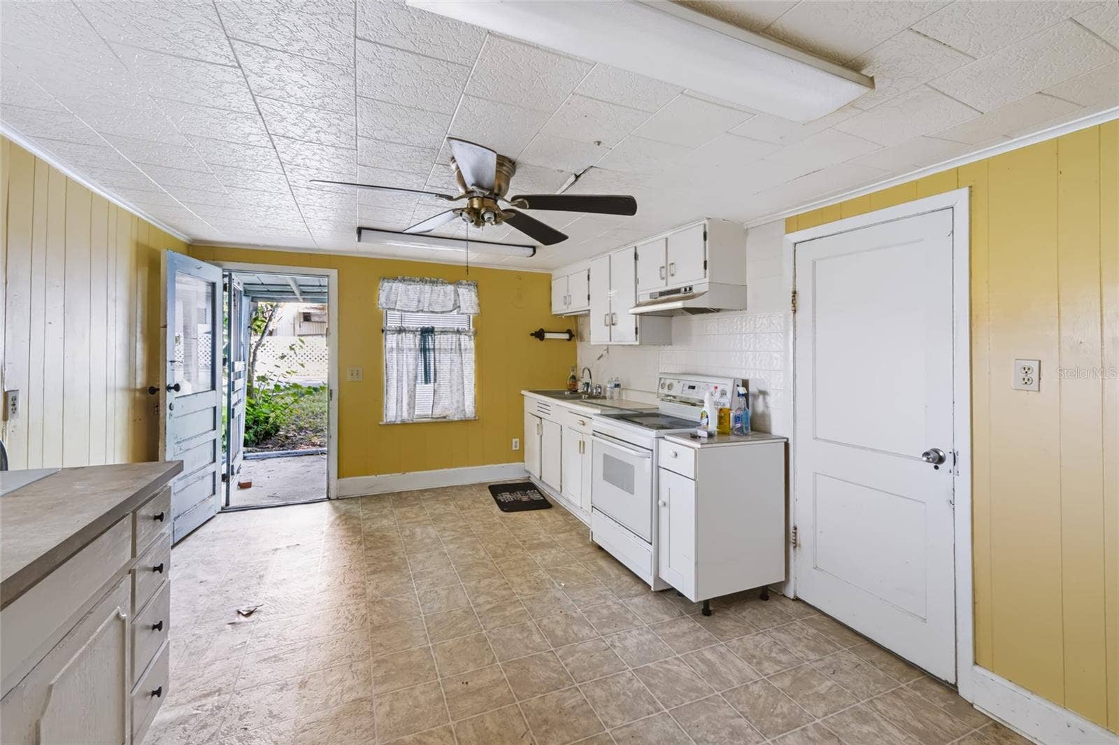 308 S GALENA AVENUE, Minneola, FL 34715