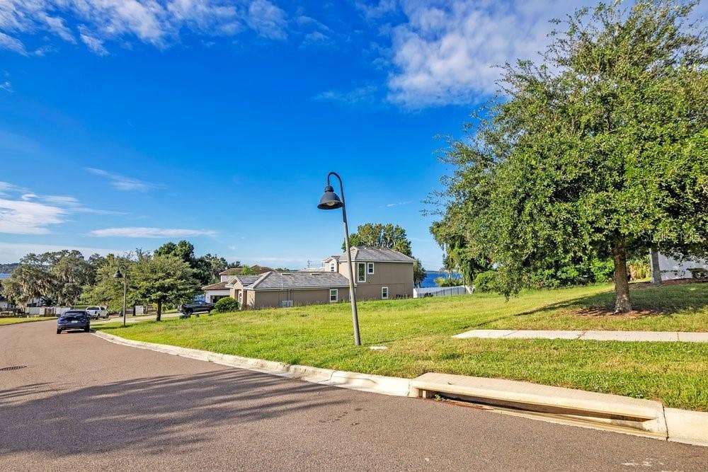 1828 MOORINGS COURT, Clermont, FL 34711