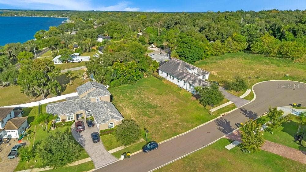 1828 MOORINGS COURT, Clermont, FL 34711