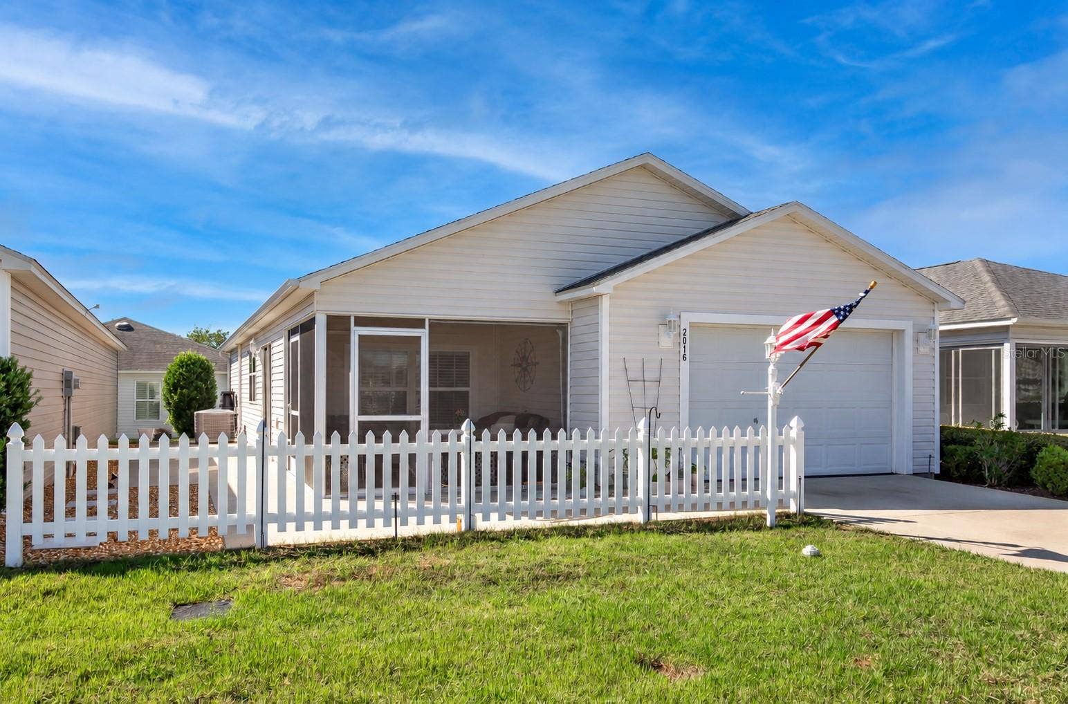 2016 PEACEFUL PLACE, The Villages, FL 32162 2016 PEACEFUL PLACE, The Villages, FL 32162