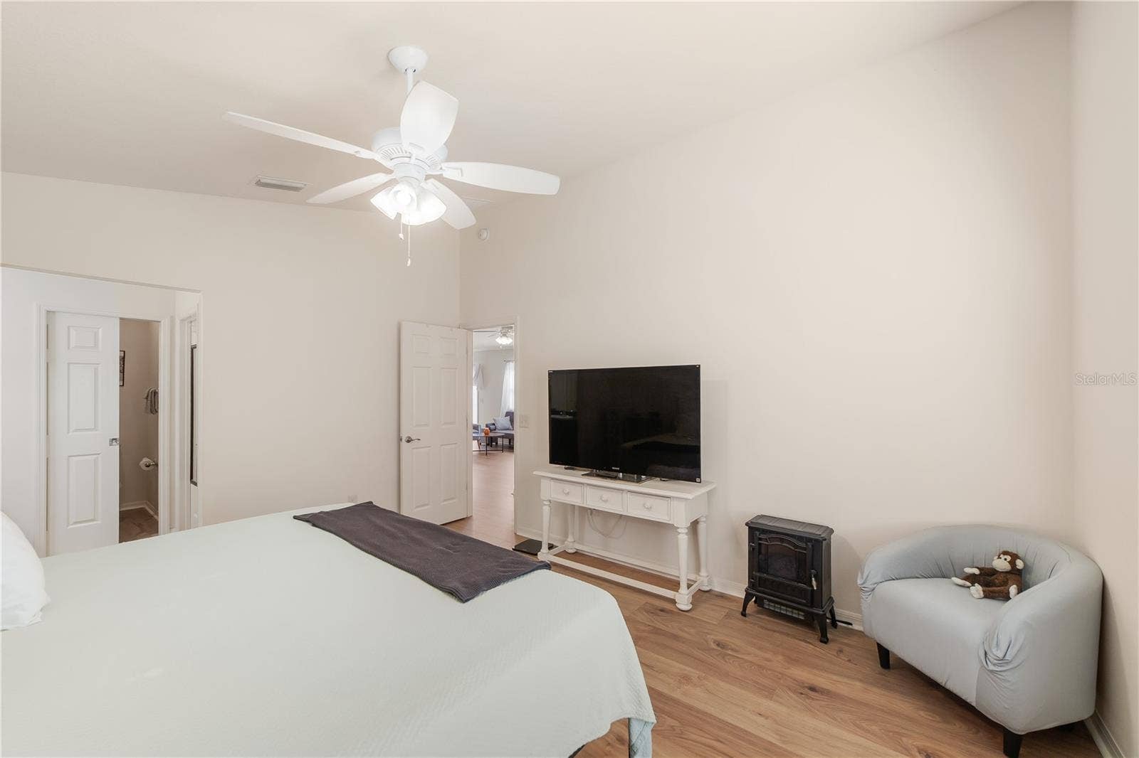 2016 PEACEFUL PLACE, The Villages, FL 32162 2016 PEACEFUL PLACE, The Villages, FL 32162