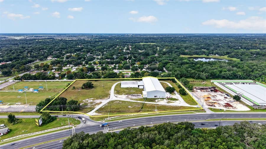 Property photo for 2628 US HIGHWAY 441/27, Fruitland Park, FL