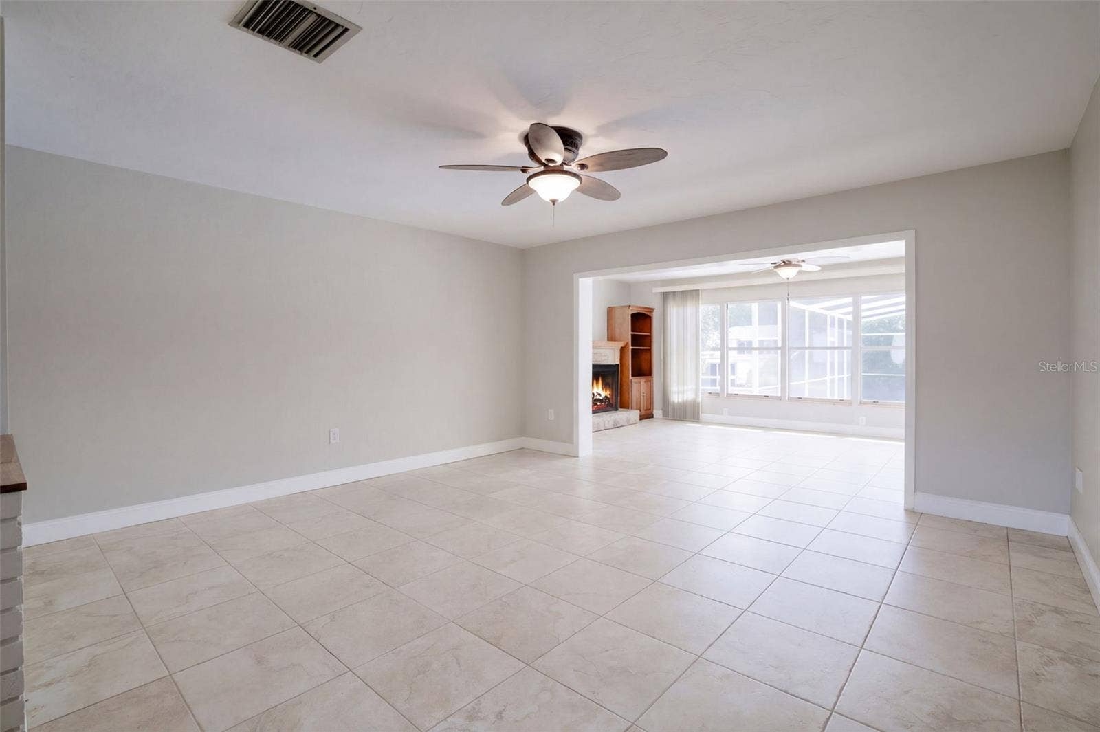 1627 CANAL COURT, Tavares, FL 32778 1627 CANAL COURT, Tavares, FL 32778