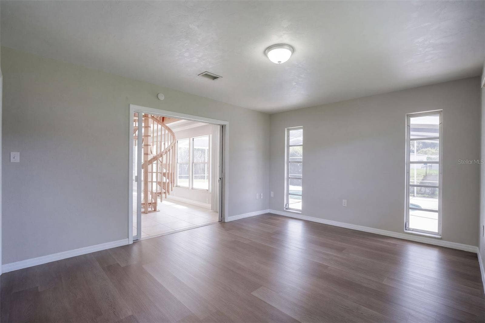 1627 CANAL COURT, Tavares, FL 32778 1627 CANAL COURT, Tavares, FL 32778
