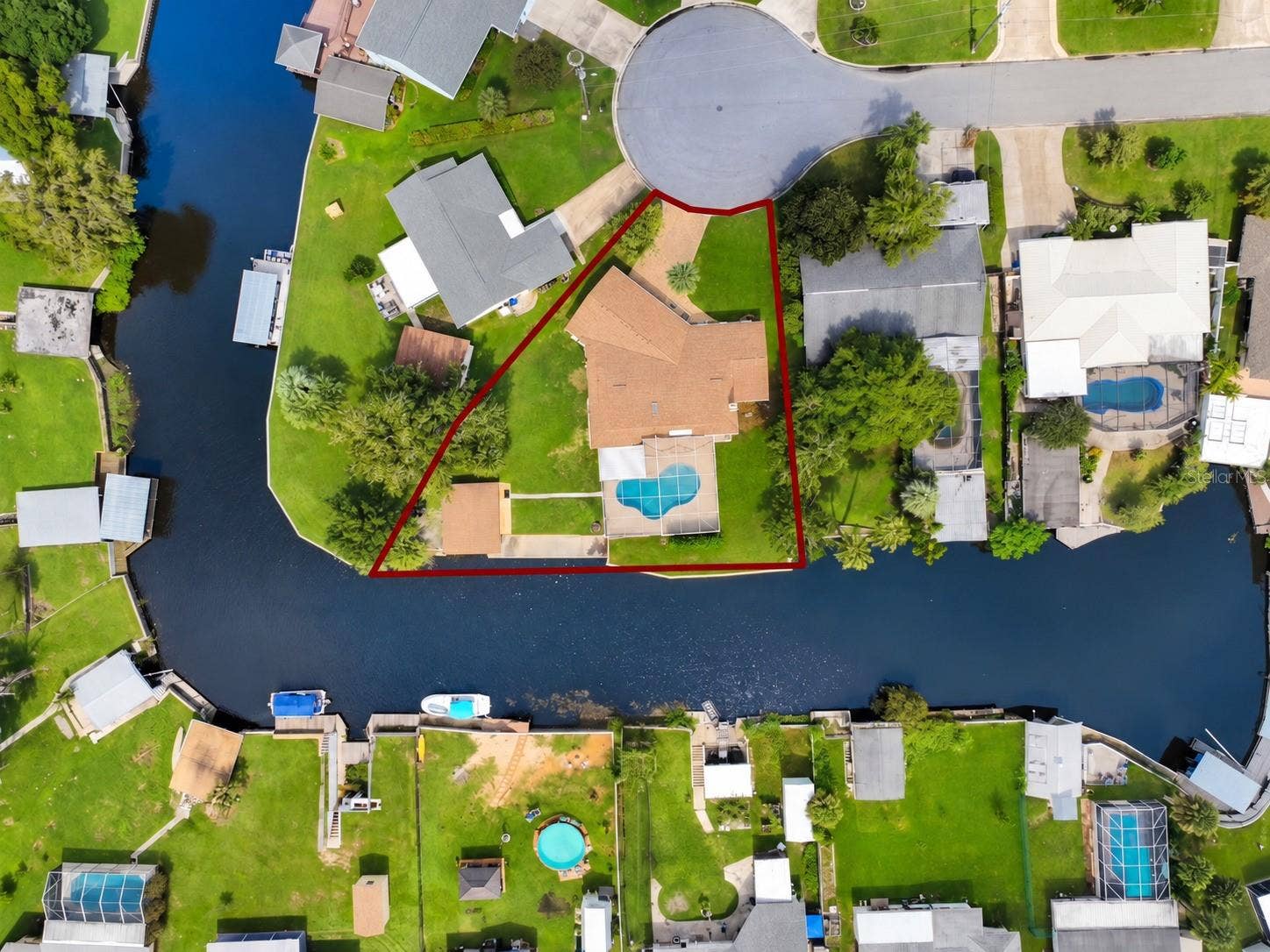 1627 CANAL COURT, Tavares, FL 32778 1627 CANAL COURT, Tavares, FL 32778