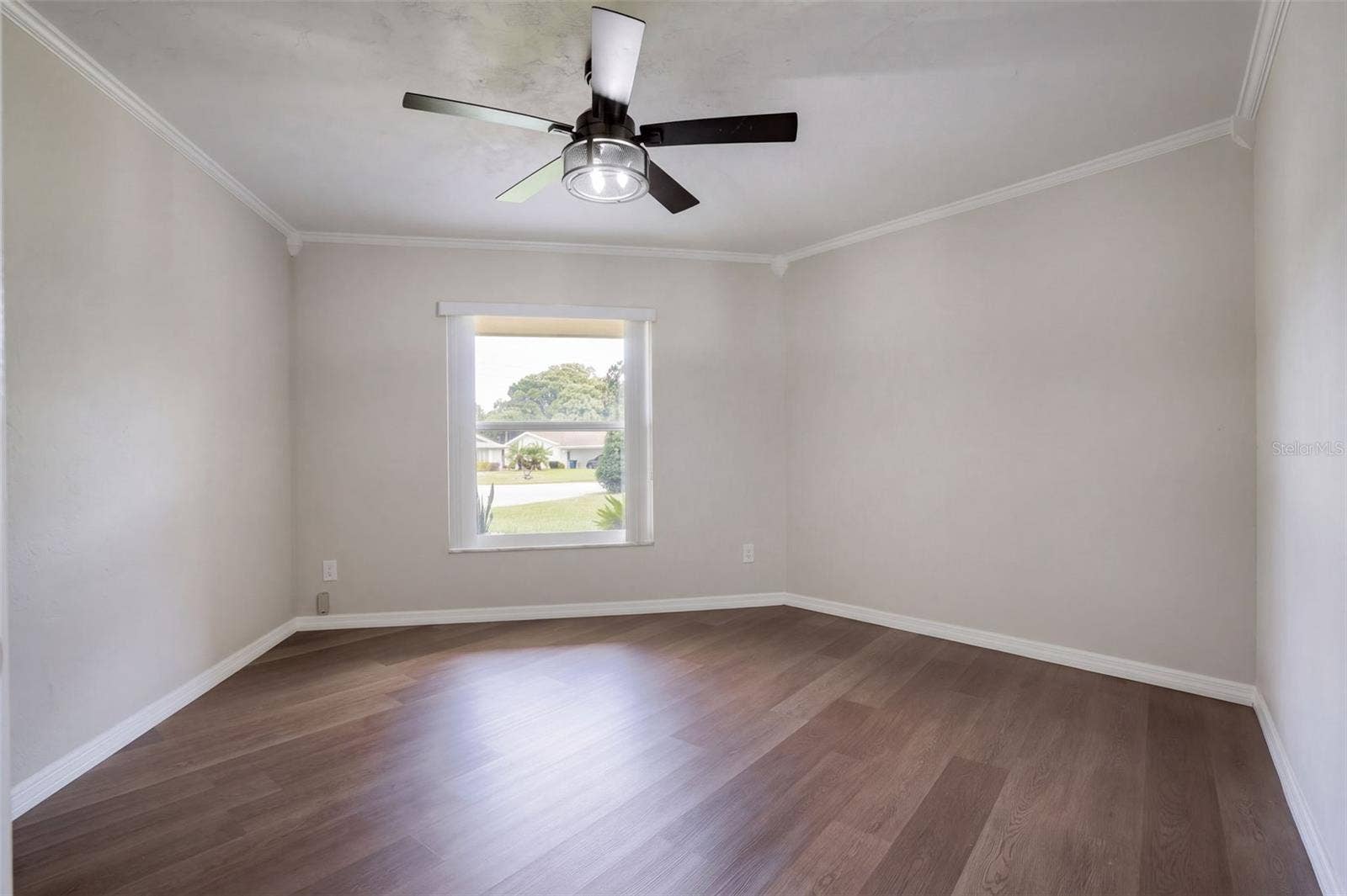 1627 CANAL COURT, Tavares, FL 32778 1627 CANAL COURT, Tavares, FL 32778
