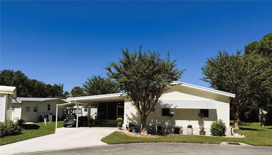 Property photo for 122 TAMARISK WAY, Leesburg, FL