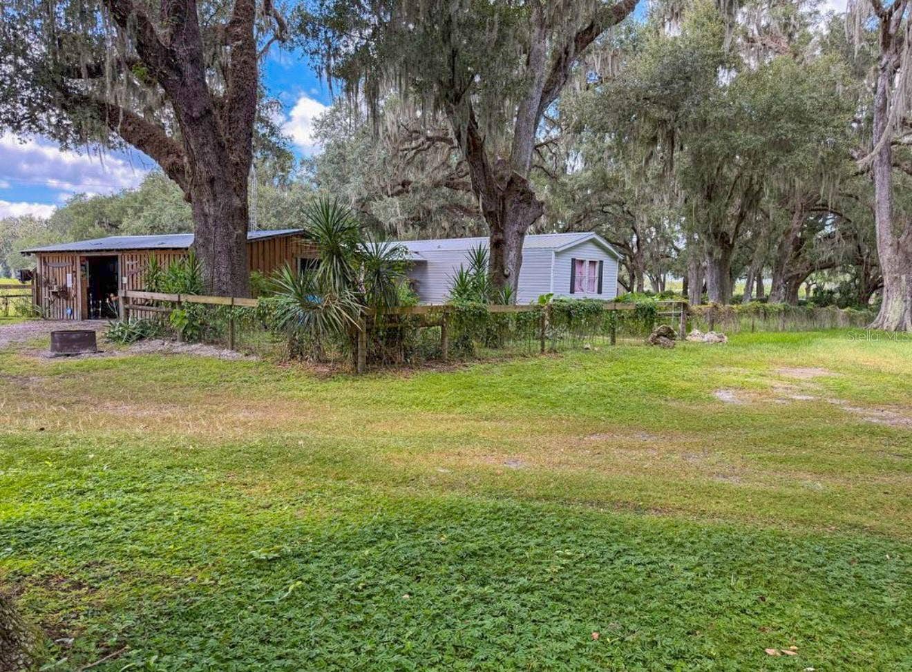 2531 CR 546A, Bushnell, FL 33513