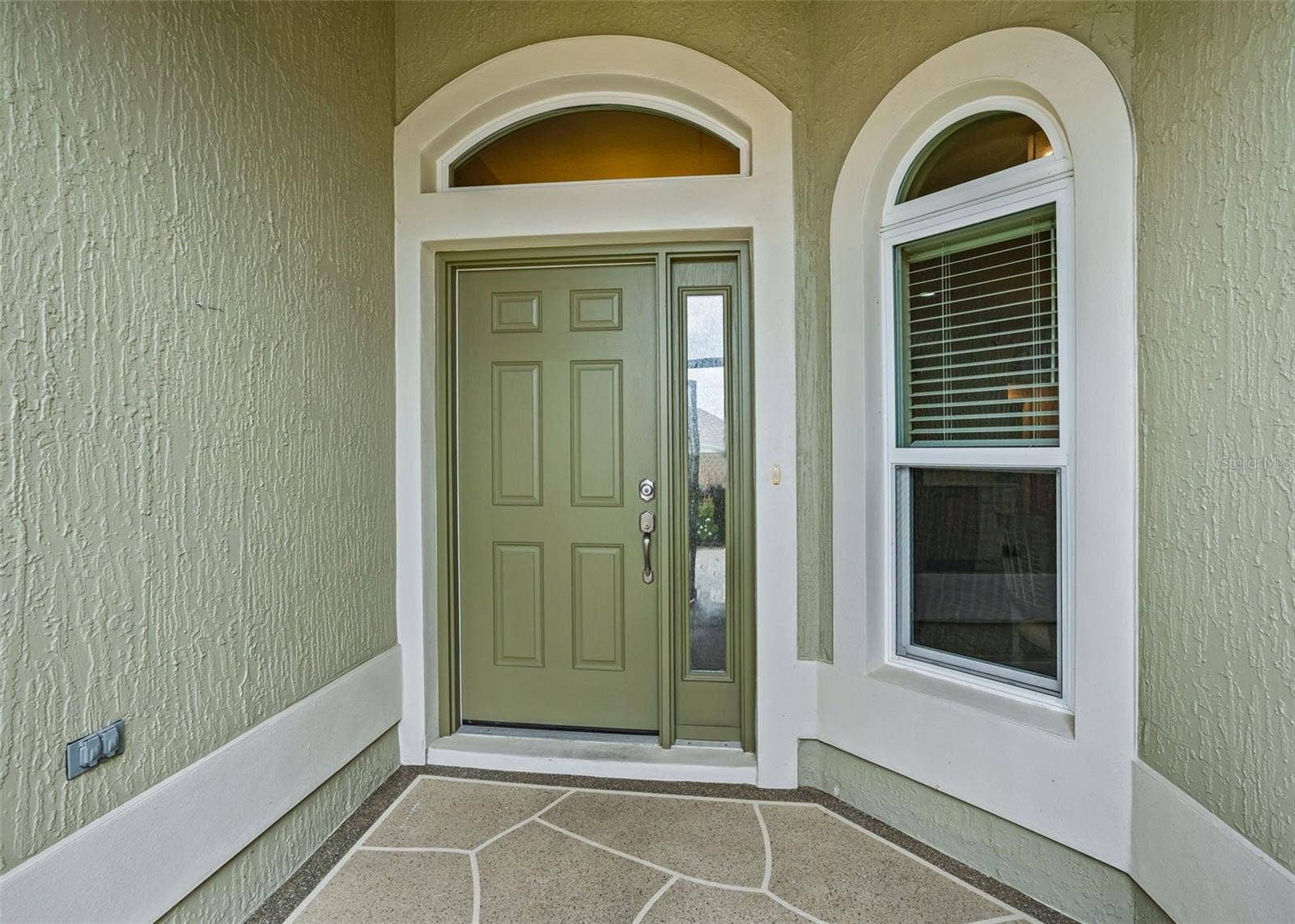 6065 KECKONEN DRIVE, The Villages, FL 32163 6065 KECKONEN DRIVE, The Villages, FL 32163
