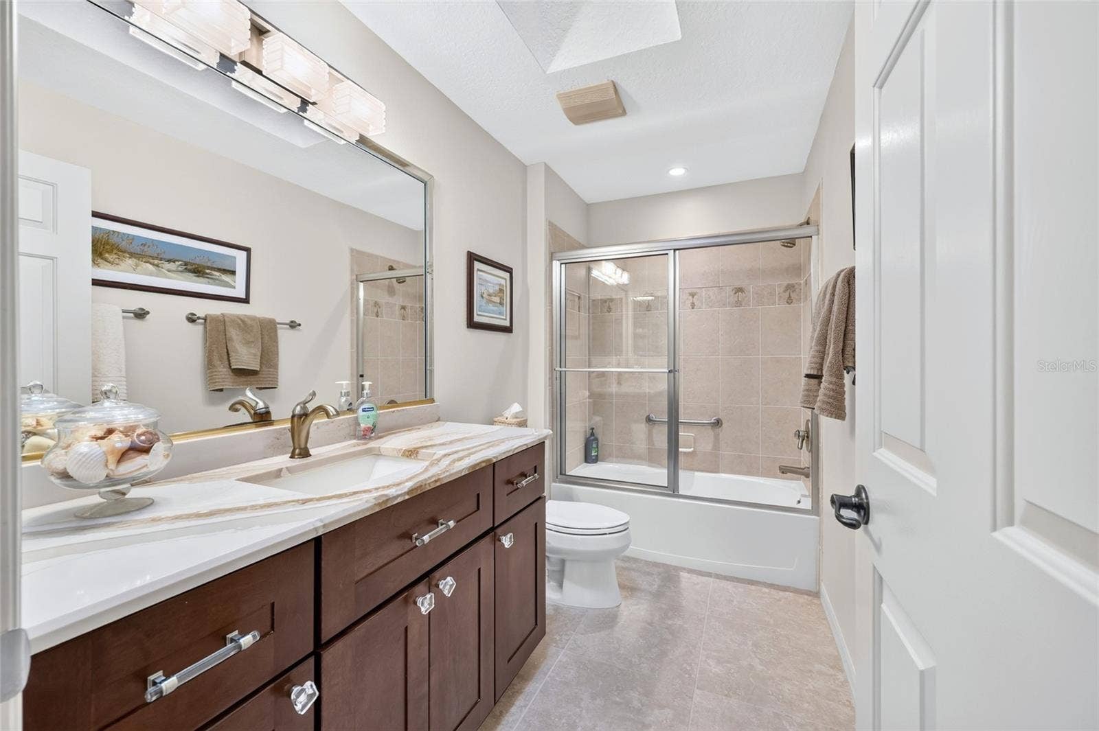 7775 SE 168TH LONE OAK LOOP, The Villages, FL 32162 7775 SE 168TH LONE OAK LOOP, The Villages, FL 32162