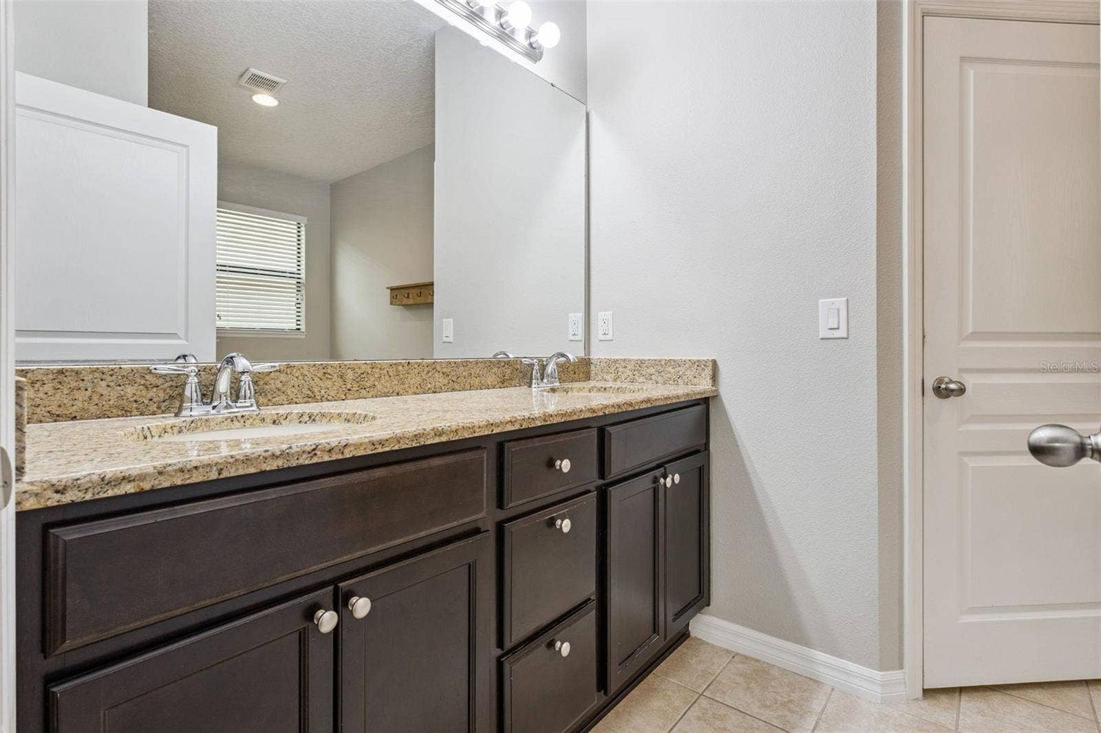 9280 CHANDLER DRIVE, Groveland, FL 34736