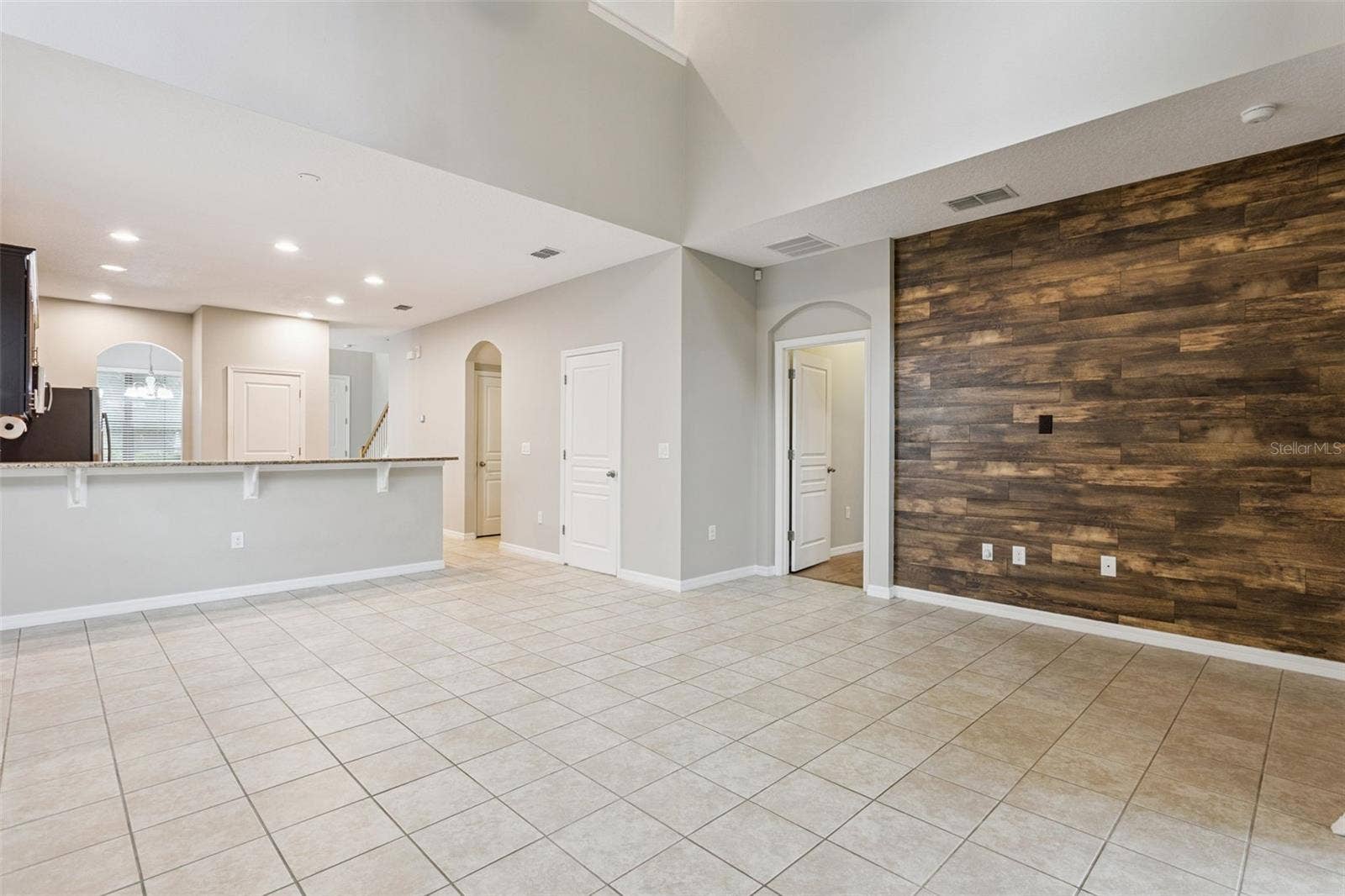 9280 CHANDLER DRIVE, Groveland, FL 34736