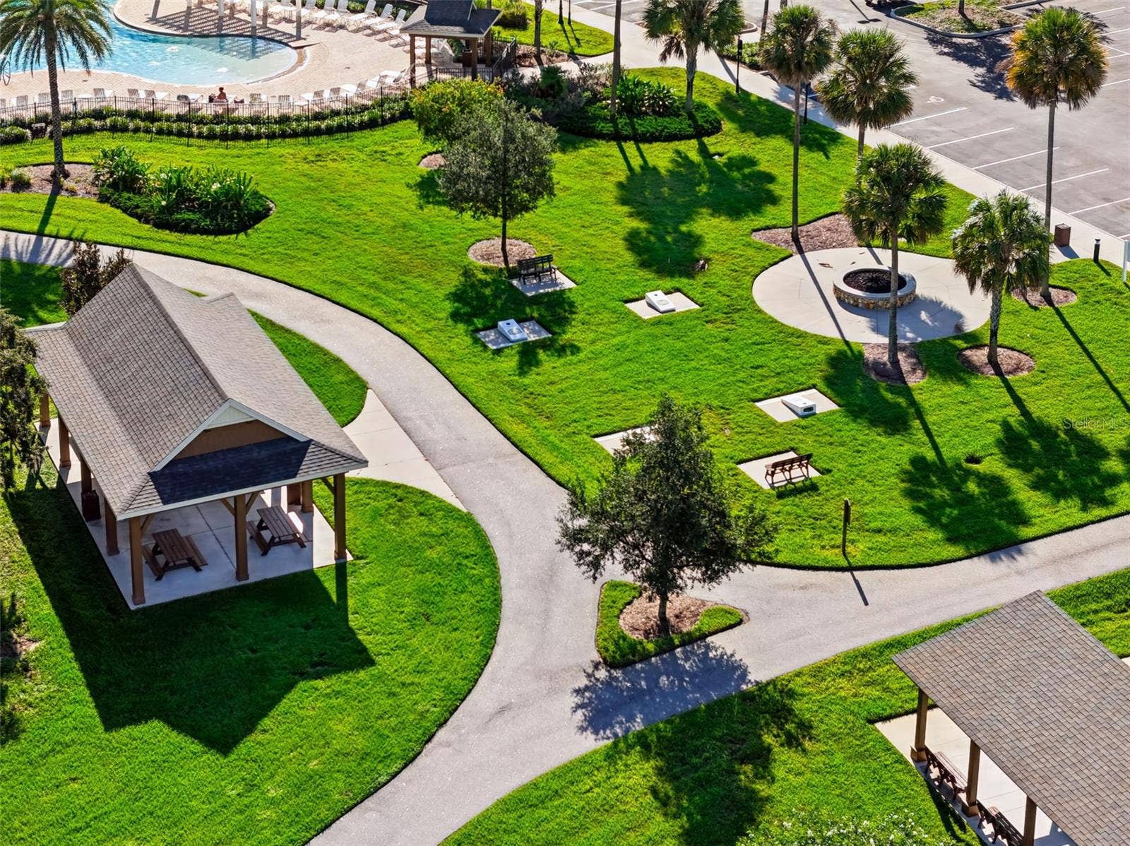 Riverbend Firepit and Picnic Area