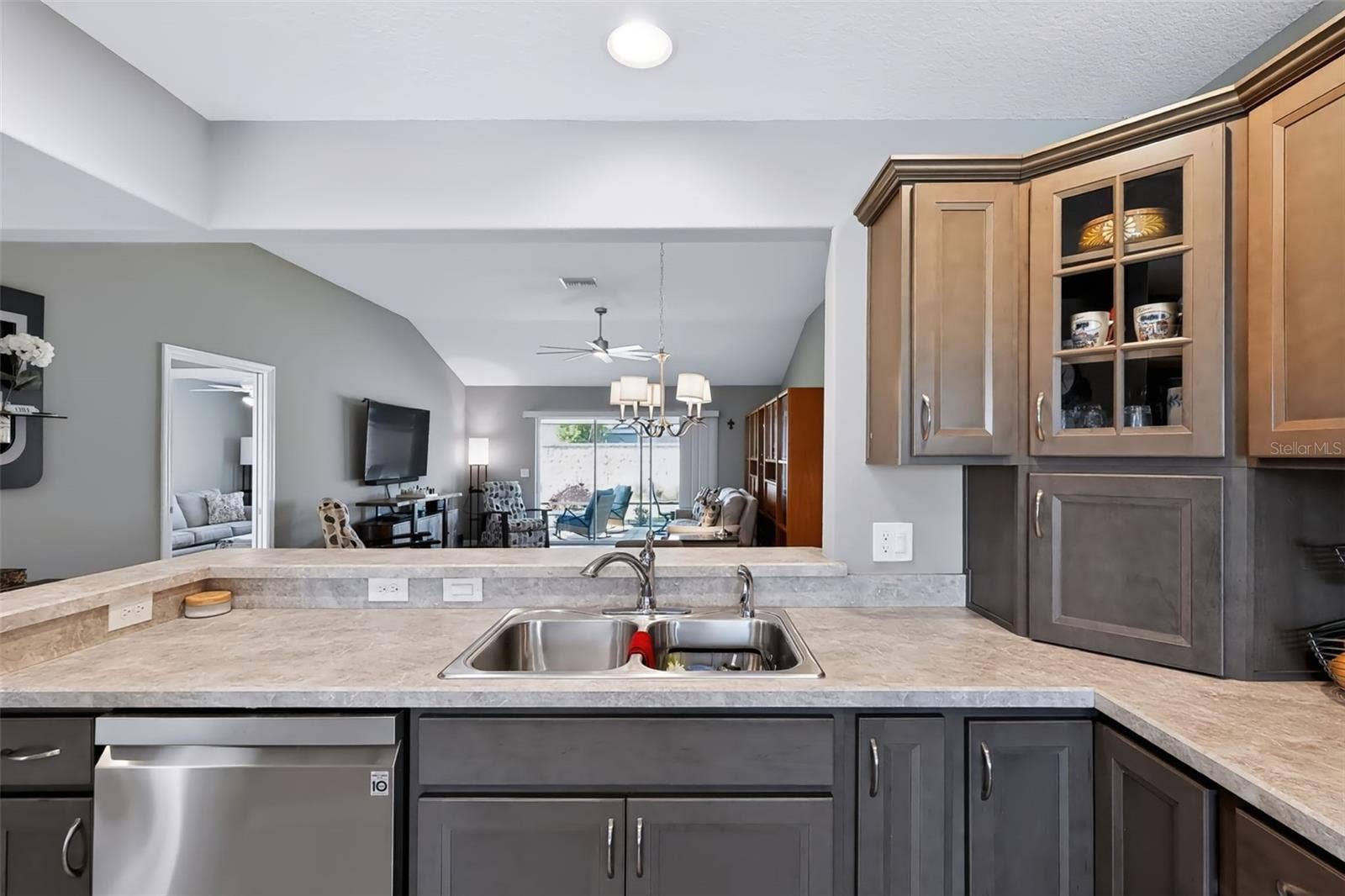 5916 HICKEY WAY, The Villages, FL 32163