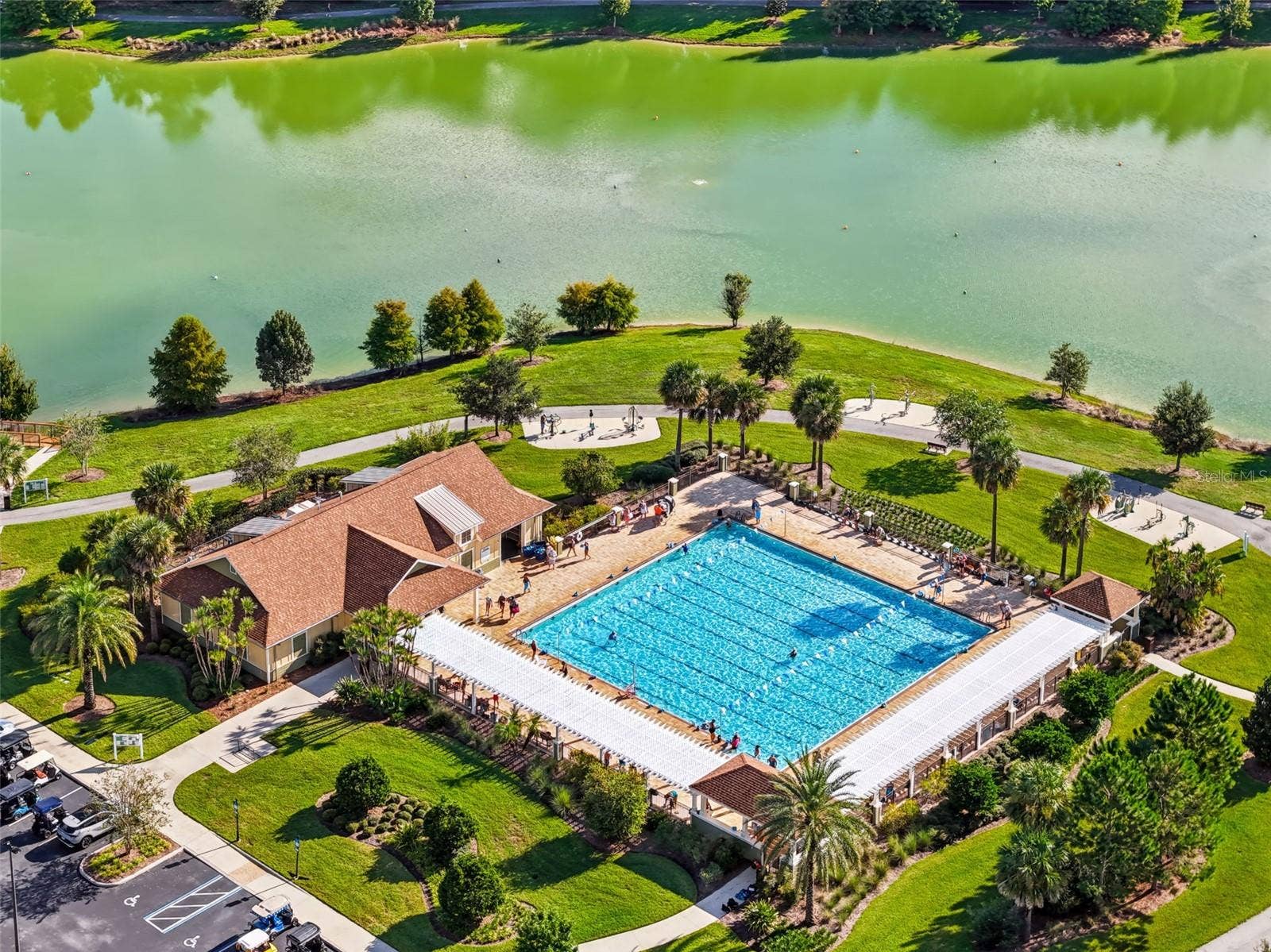 Everglades Sports Pool and Lake