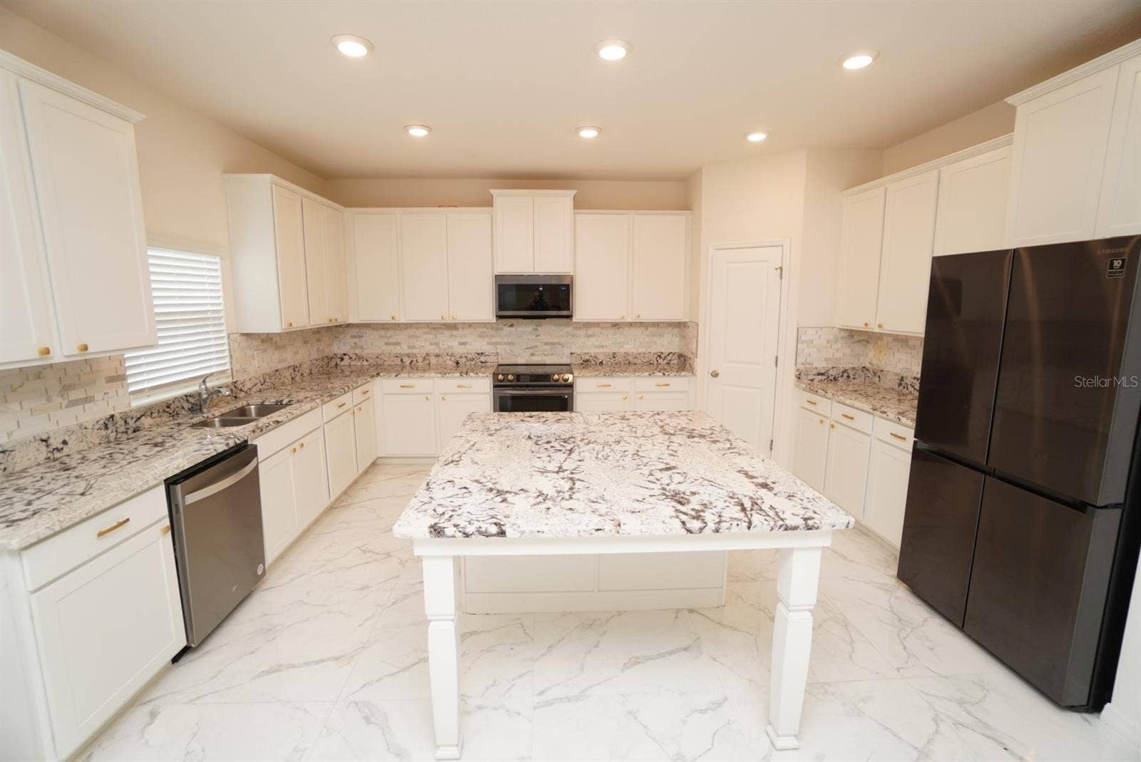 5947 SW 86TH STREET, Ocala, FL 34476 5947 SW 86TH STREET, Ocala, FL 34476