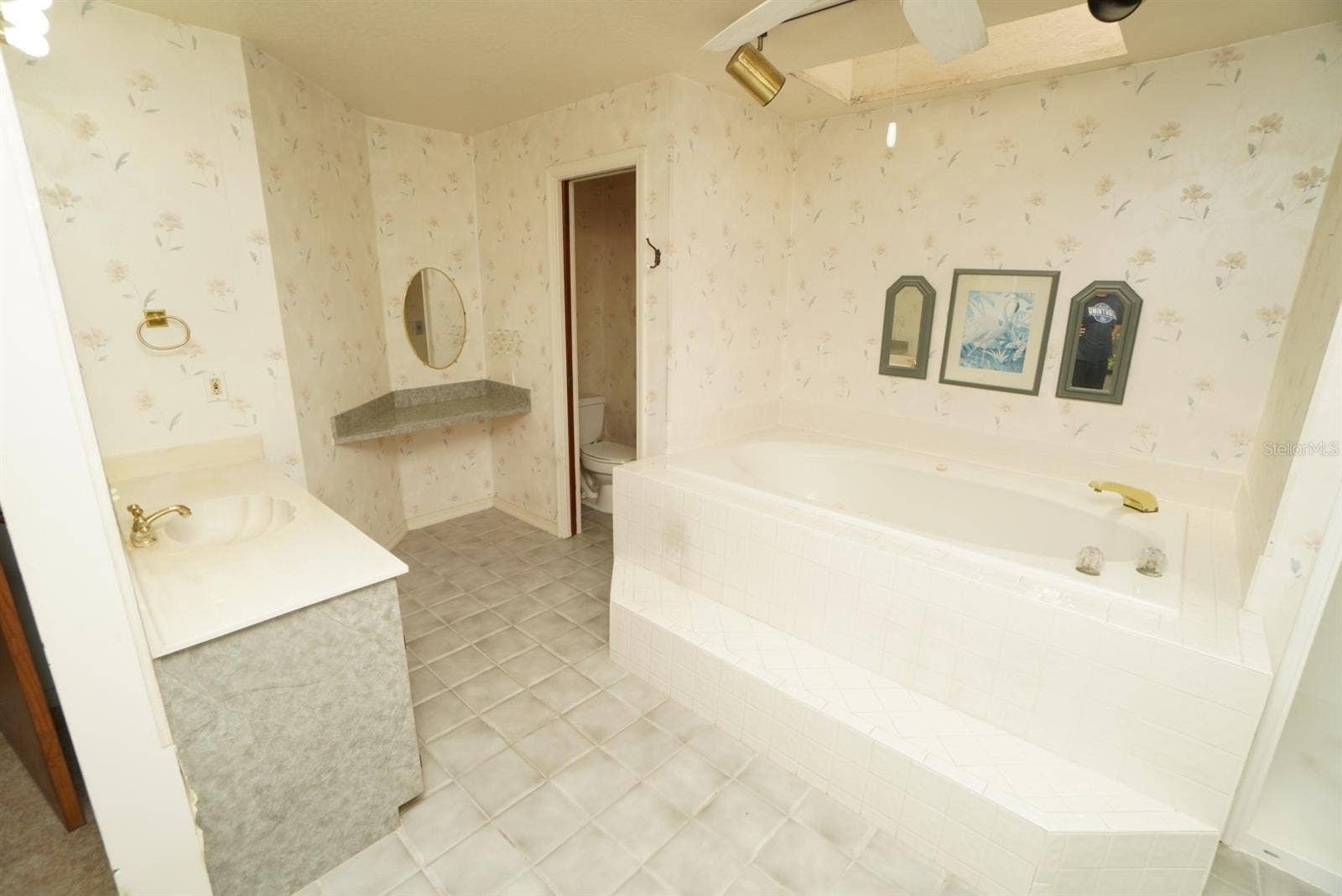 5947 SW 86TH STREET, Ocala, FL 34476 5947 SW 86TH STREET, Ocala, FL 34476