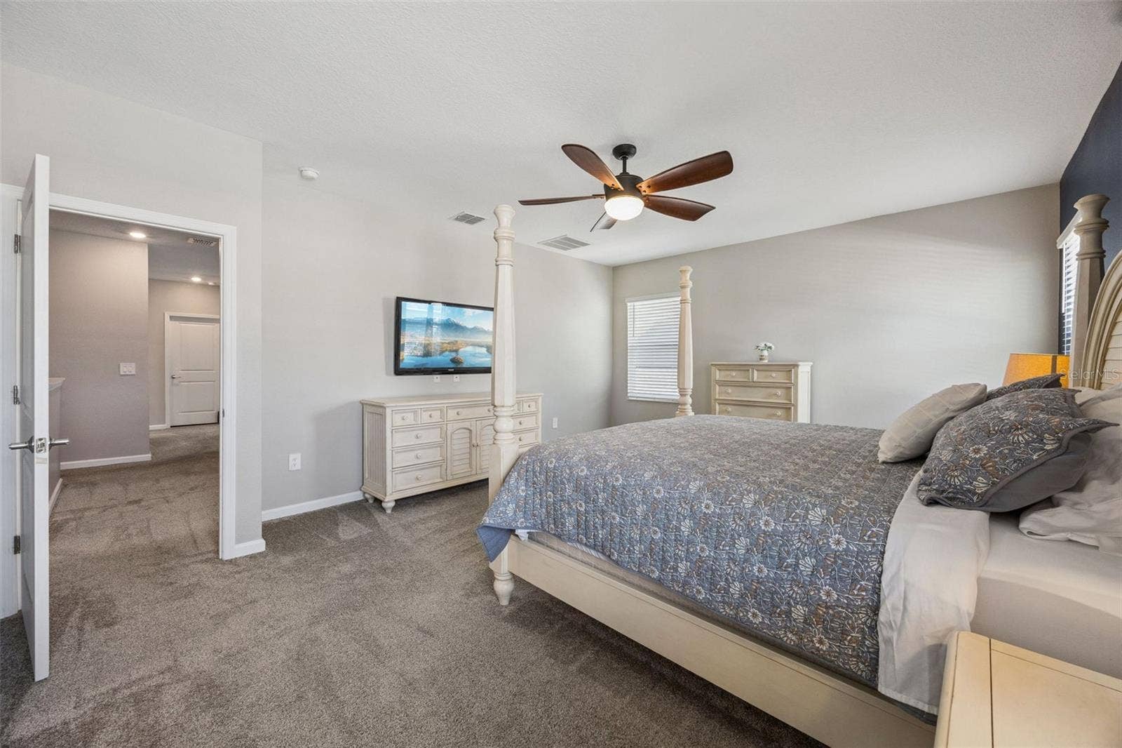 1939 PERCH HAMMOCK LOOP, Groveland, FL 34736