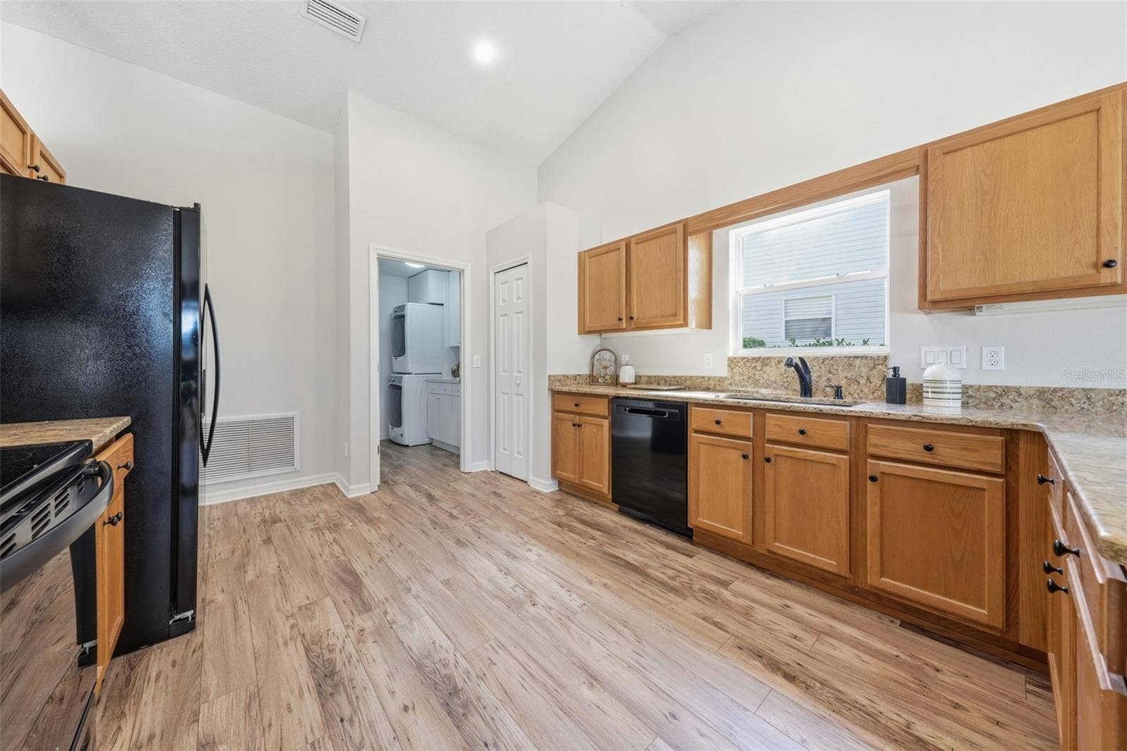 24809 RIVERBOAT BEND, Leesburg, FL 34748 24809 RIVERBOAT BEND, Leesburg, FL 34748