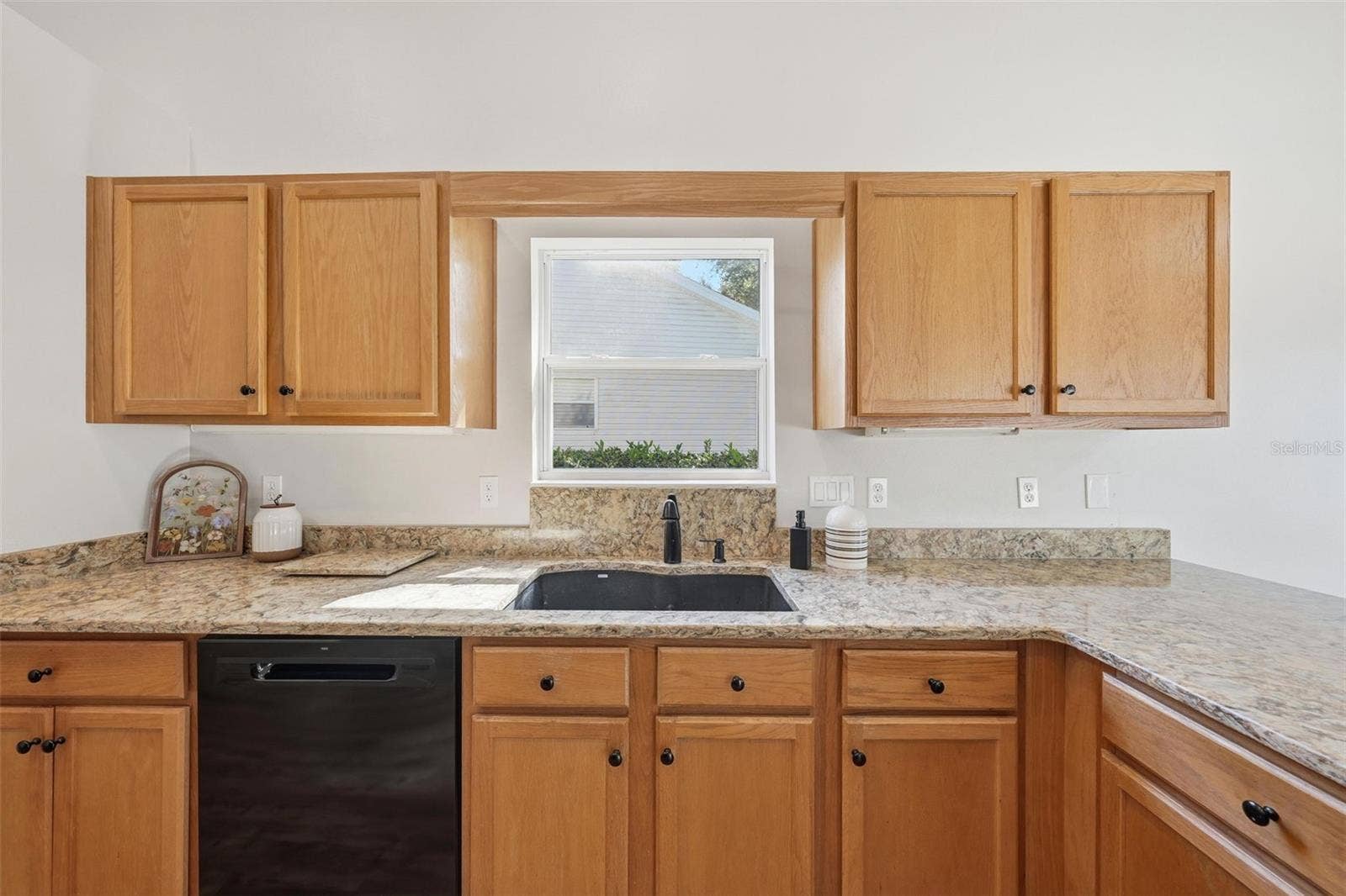 24809 RIVERBOAT BEND, Leesburg, FL 34748 24809 RIVERBOAT BEND, Leesburg, FL 34748