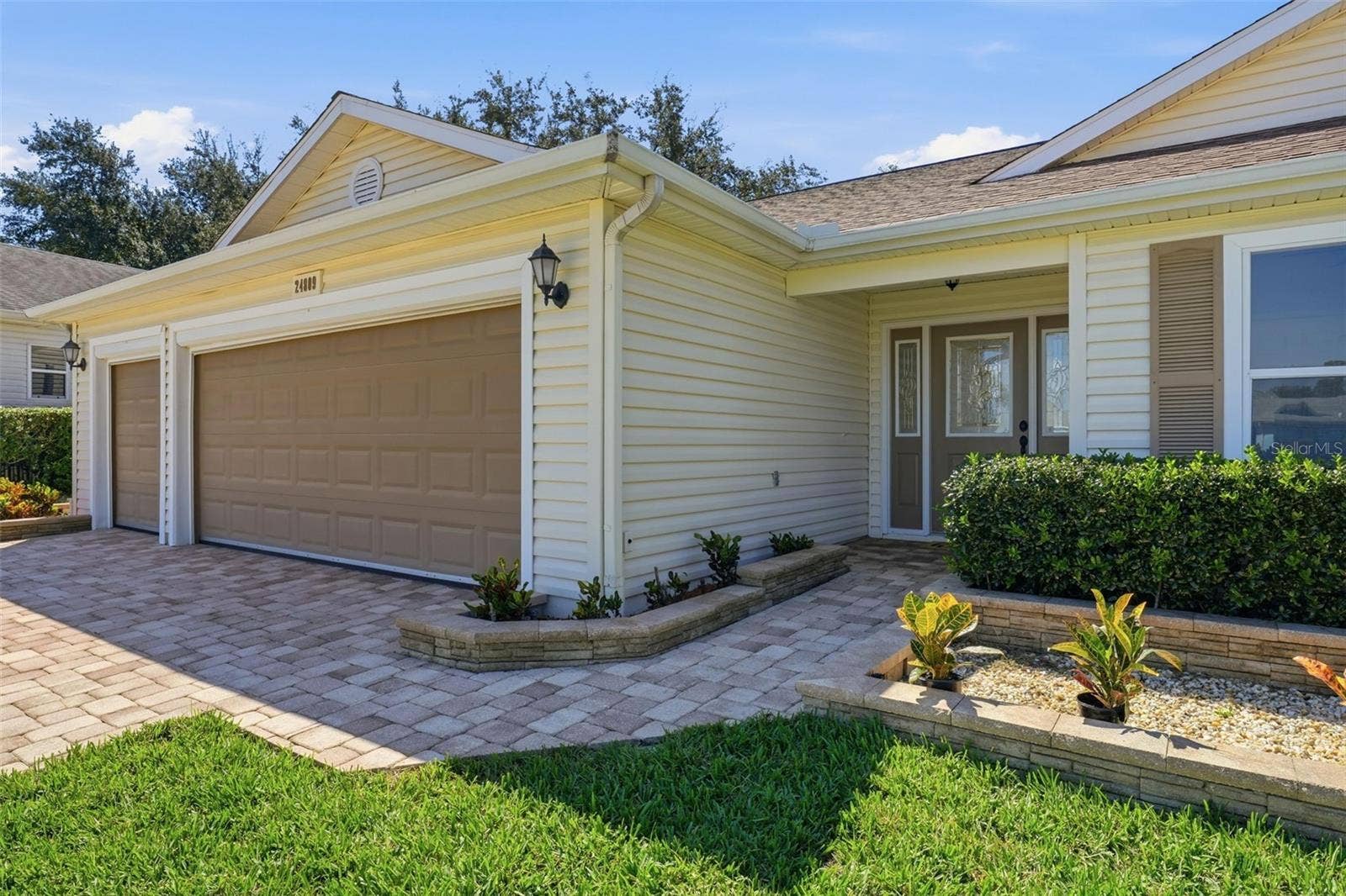 24809 RIVERBOAT BEND, Leesburg, FL 34748 24809 RIVERBOAT BEND, Leesburg, FL 34748