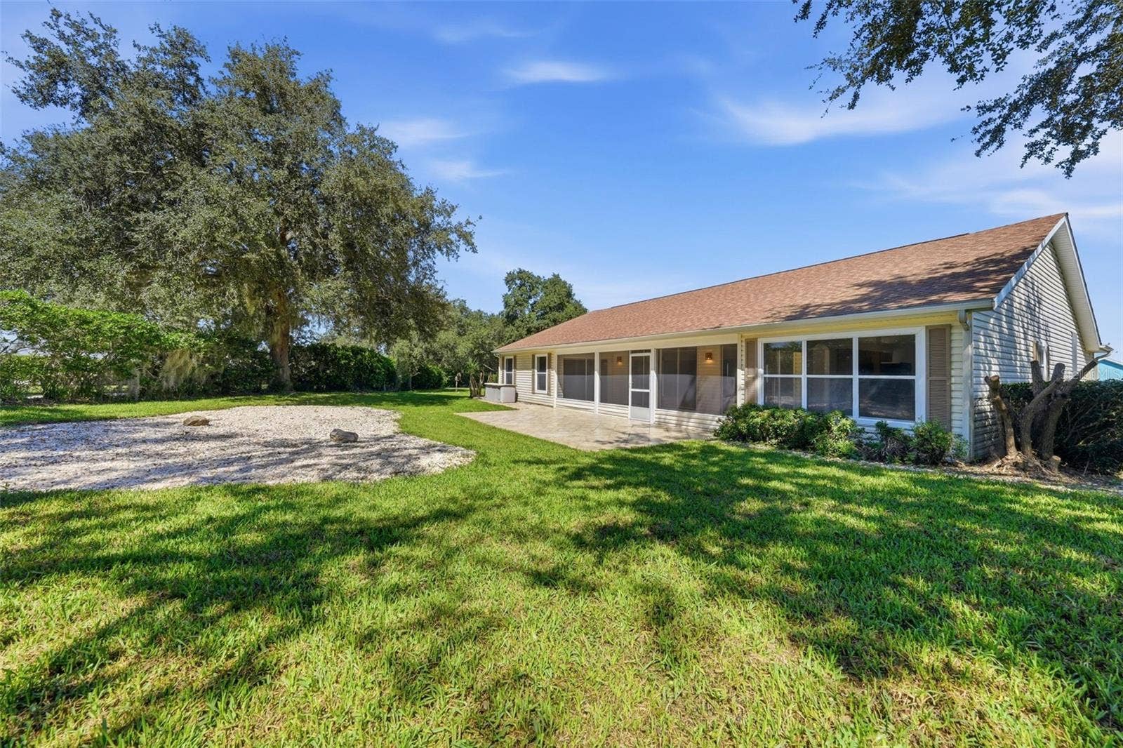 24809 RIVERBOAT BEND, Leesburg, FL 34748 24809 RIVERBOAT BEND, Leesburg, FL 34748