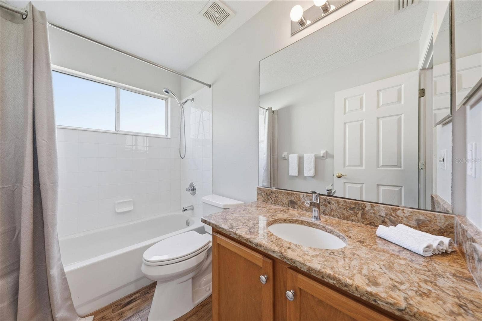 24809 RIVERBOAT BEND, Leesburg, FL 34748 24809 RIVERBOAT BEND, Leesburg, FL 34748