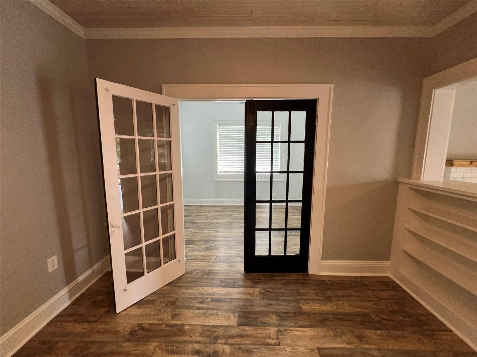 Dining Room to Bonus Room