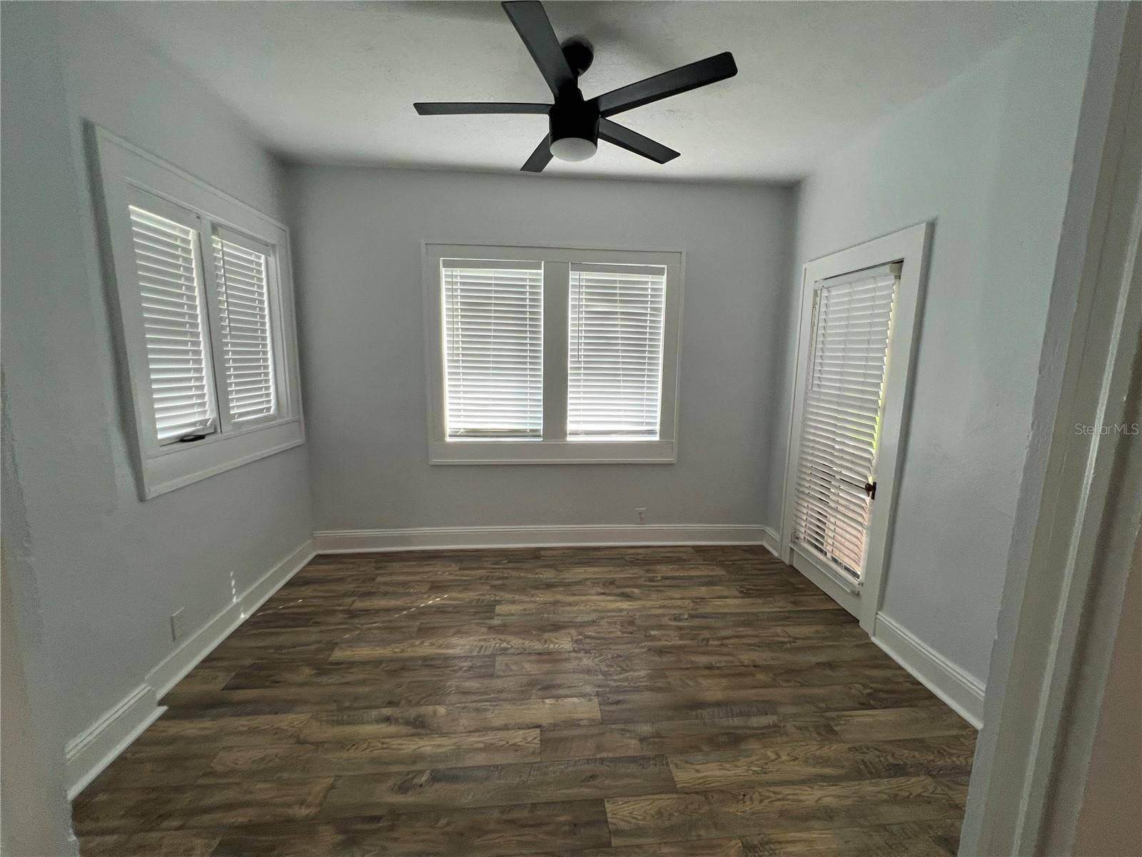 Bonus Room, Side Entry from CarPort