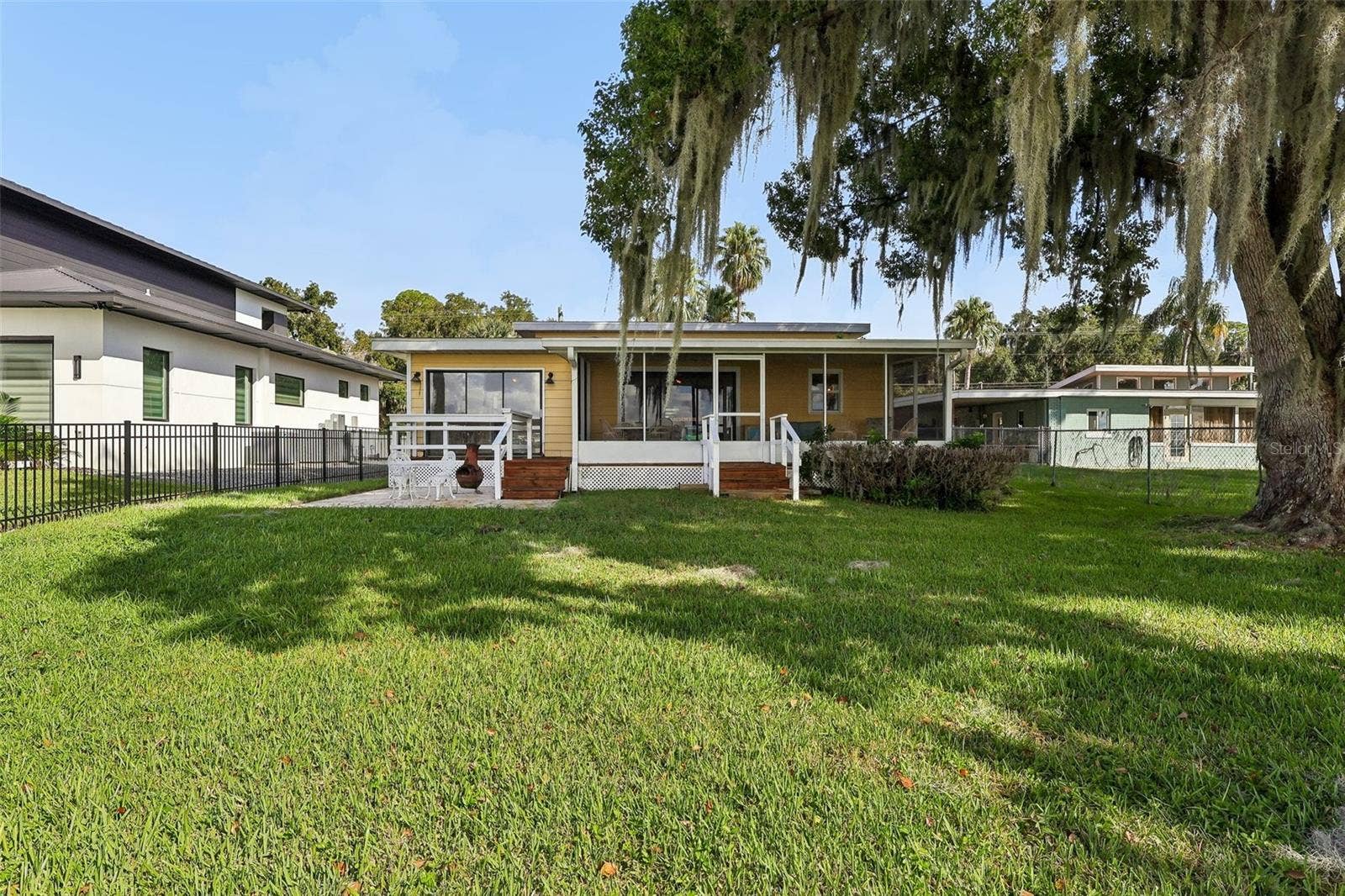 722 LAKE DORA DRIVE, Tavares, FL 32778 722 LAKE DORA DRIVE, Tavares, FL 32778