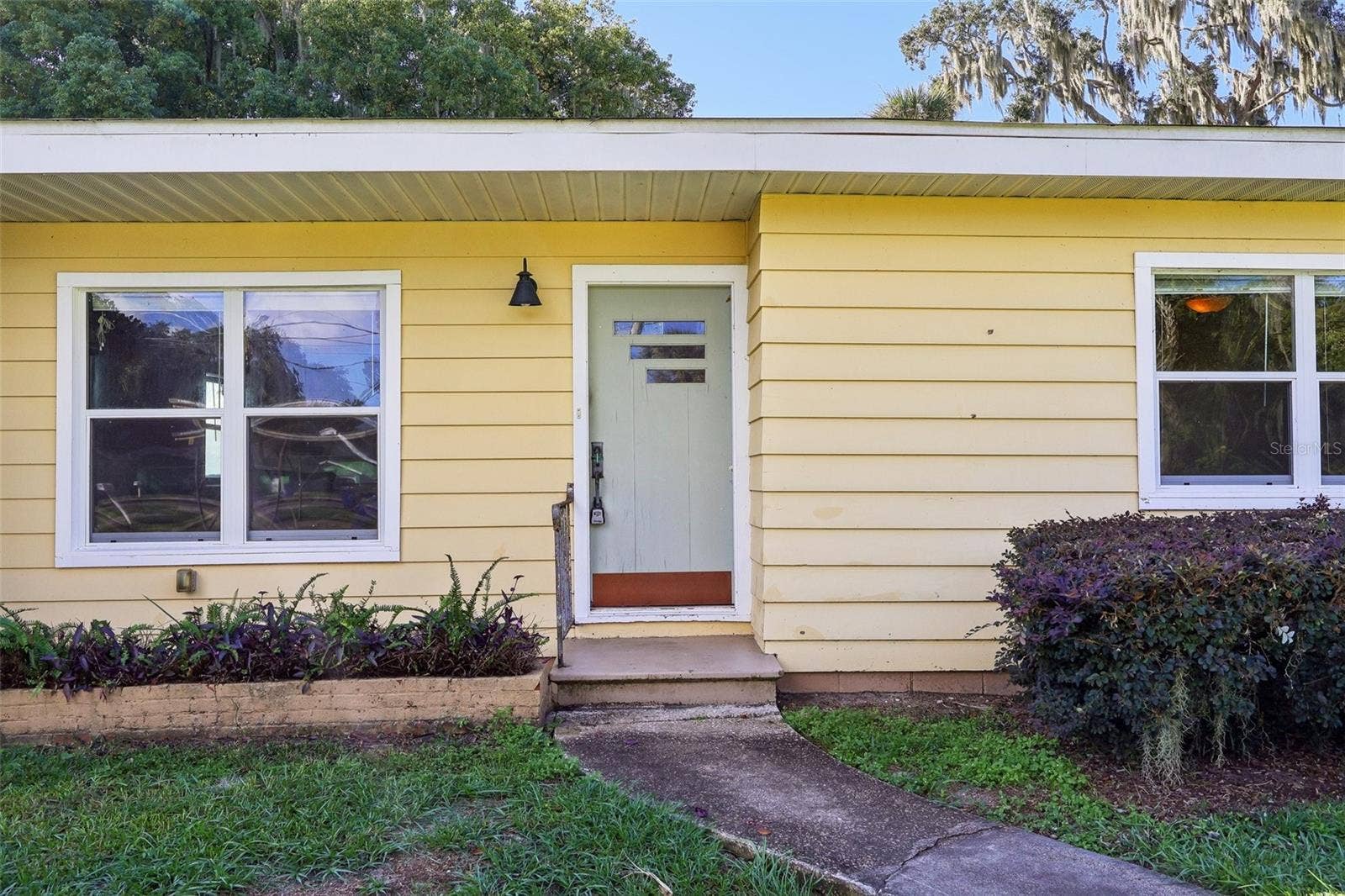 722 LAKE DORA DRIVE, Tavares, FL 32778 722 LAKE DORA DRIVE, Tavares, FL 32778