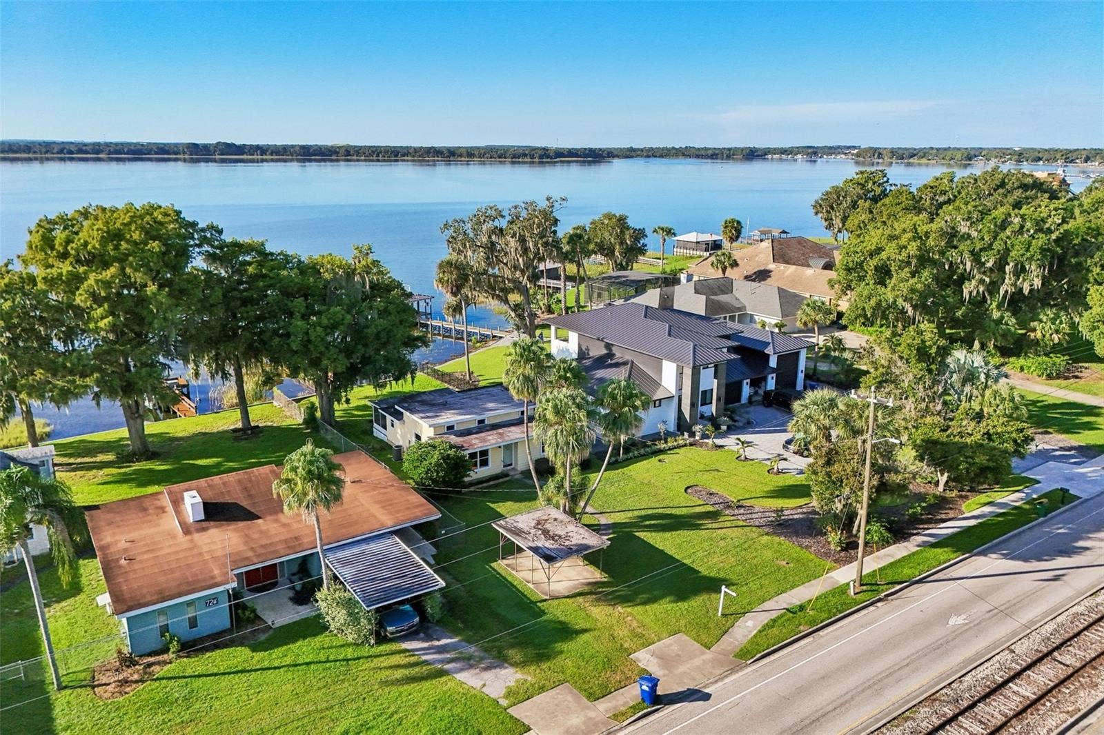 722 LAKE DORA DRIVE, Tavares, FL 32778 722 LAKE DORA DRIVE, Tavares, FL 32778