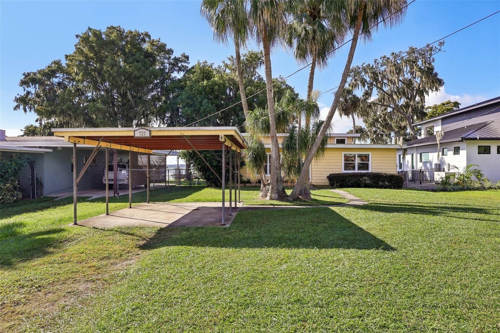 722 LAKE DORA DRIVE, Tavares, FL 32778 722 LAKE DORA DRIVE, Tavares, FL 32778