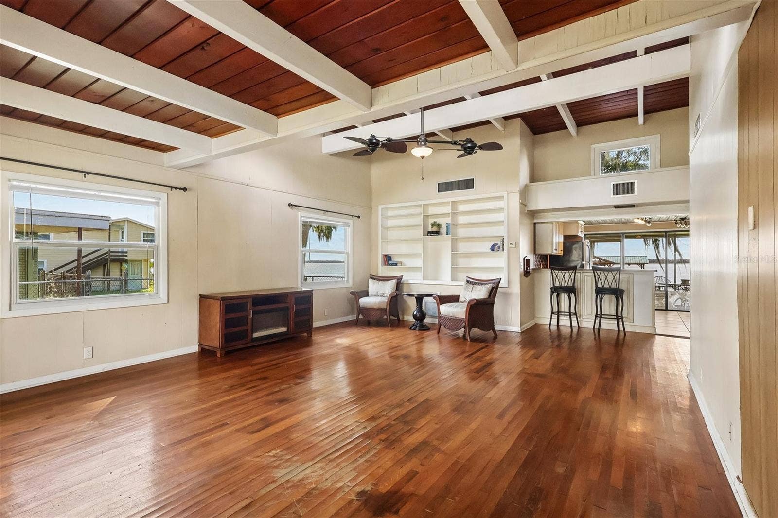 722 LAKE DORA DRIVE, Tavares, FL 32778 722 LAKE DORA DRIVE, Tavares, FL 32778
