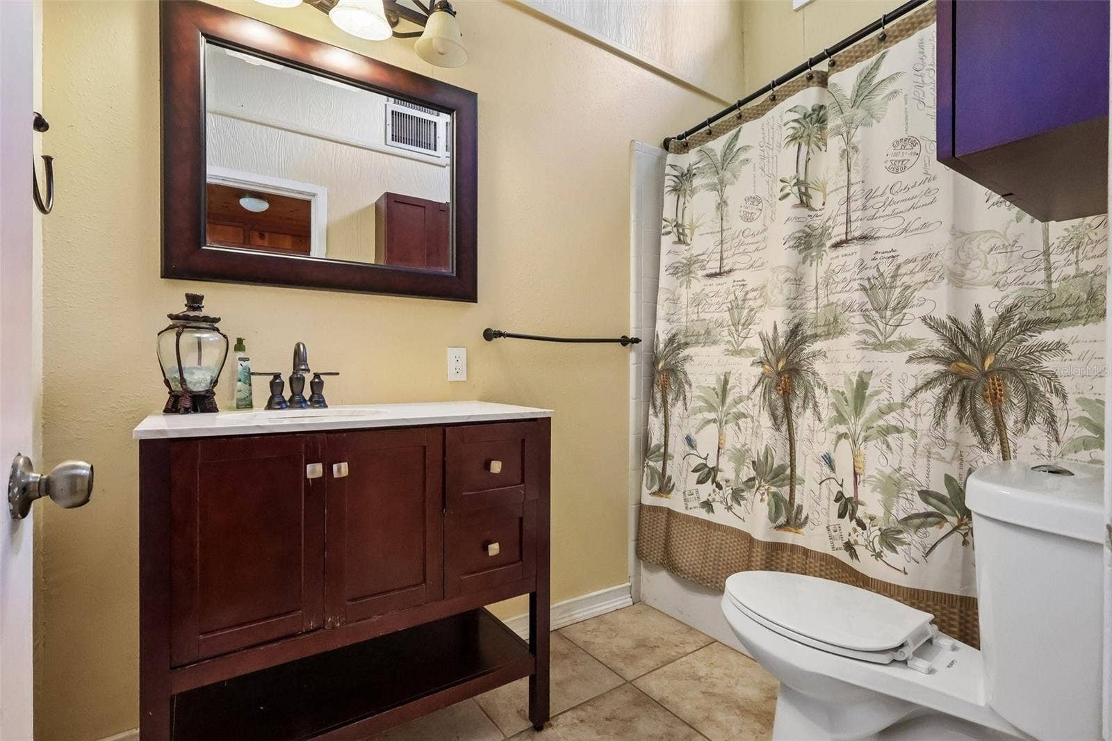 722 LAKE DORA DRIVE, Tavares, FL 32778 722 LAKE DORA DRIVE, Tavares, FL 32778