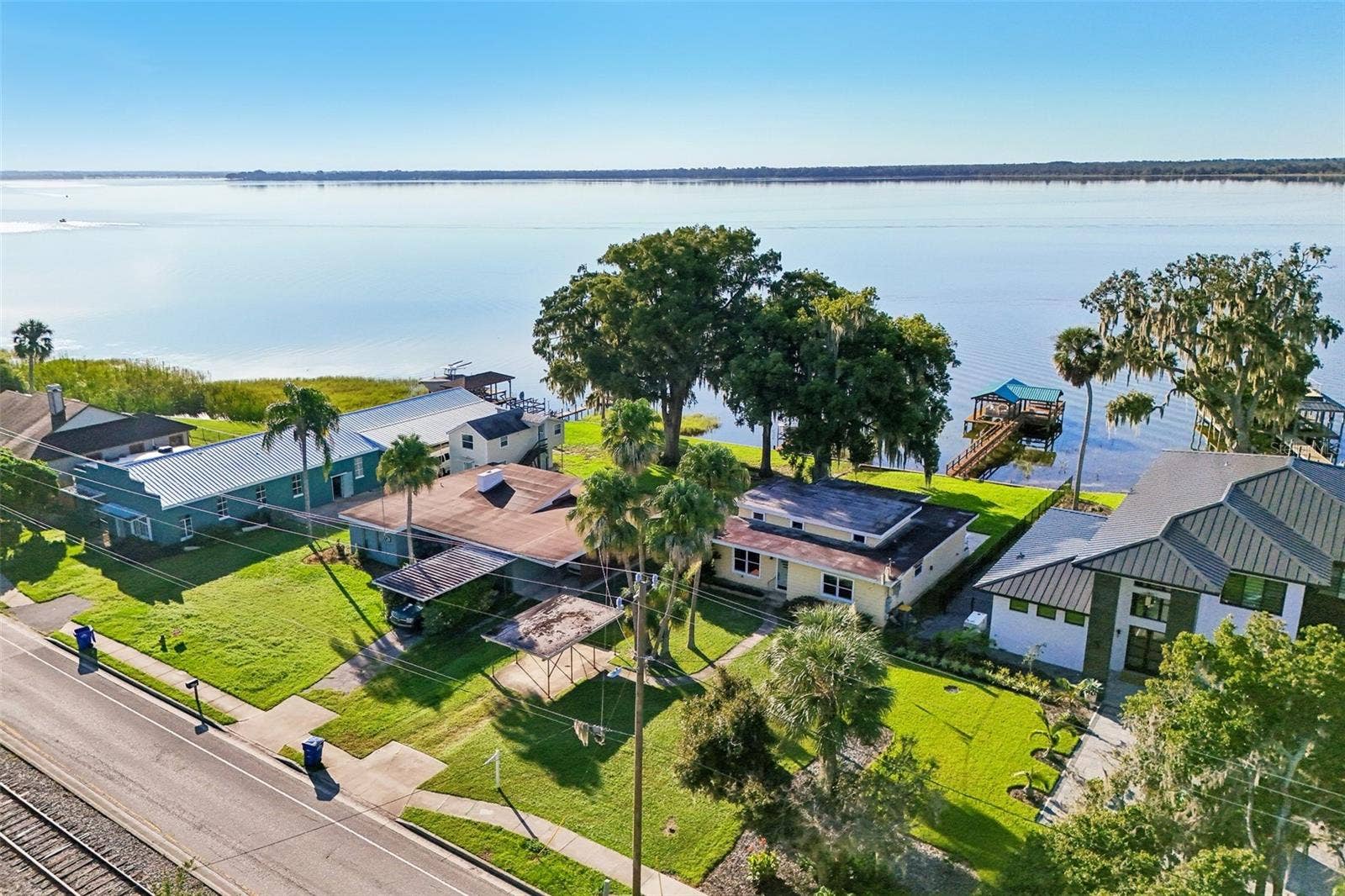 722 LAKE DORA DRIVE, Tavares, FL 32778 722 LAKE DORA DRIVE, Tavares, FL 32778
