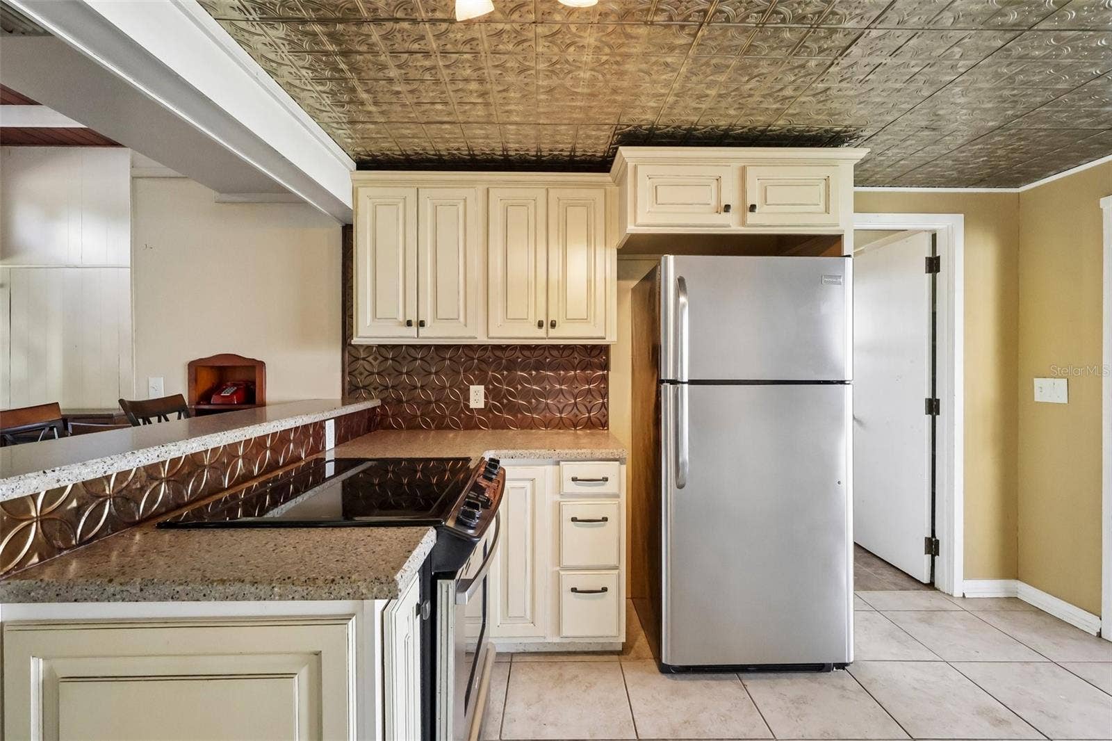 722 LAKE DORA DRIVE, Tavares, FL 32778 722 LAKE DORA DRIVE, Tavares, FL 32778