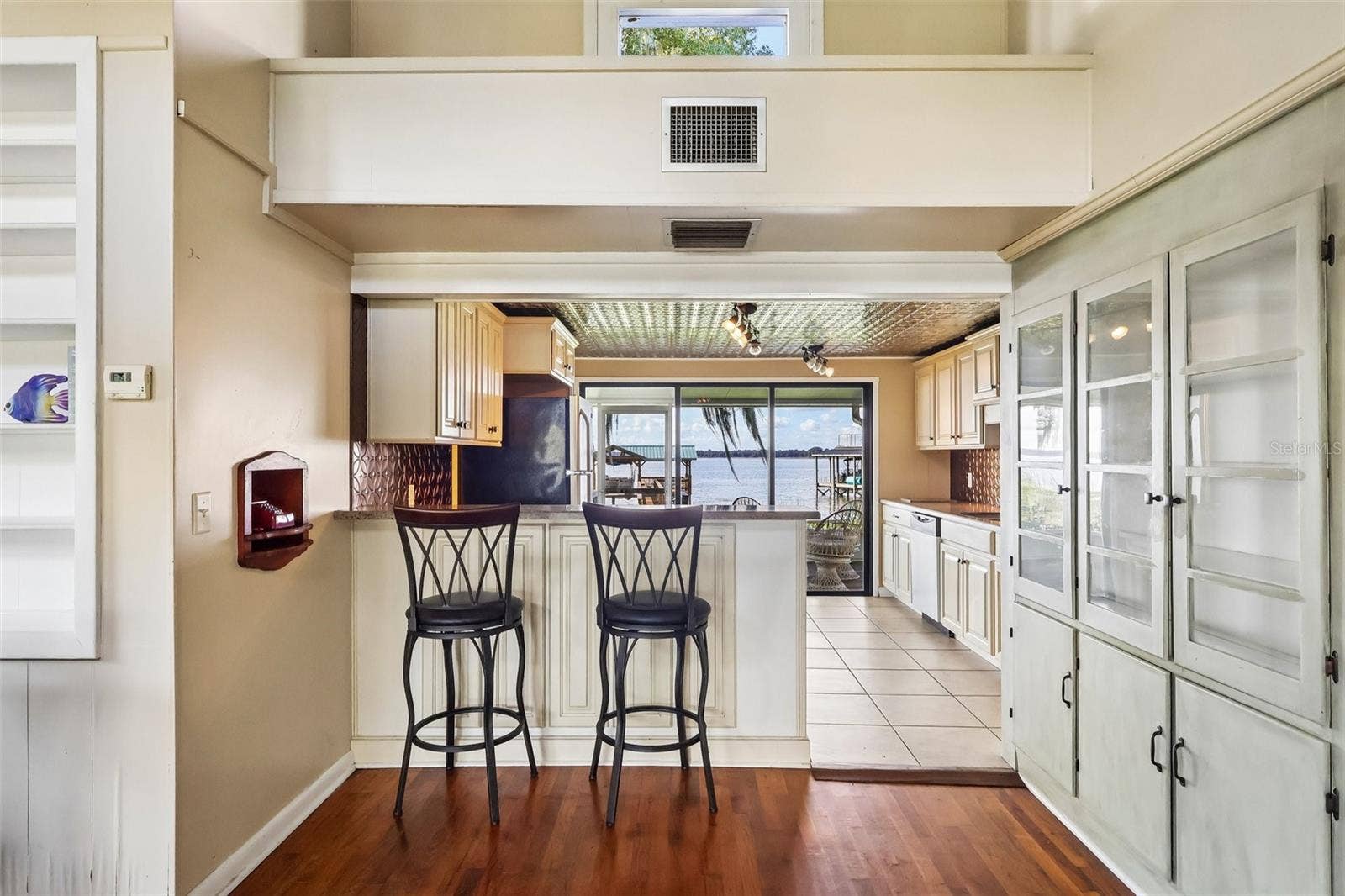 722 LAKE DORA DRIVE, Tavares, FL 32778 722 LAKE DORA DRIVE, Tavares, FL 32778