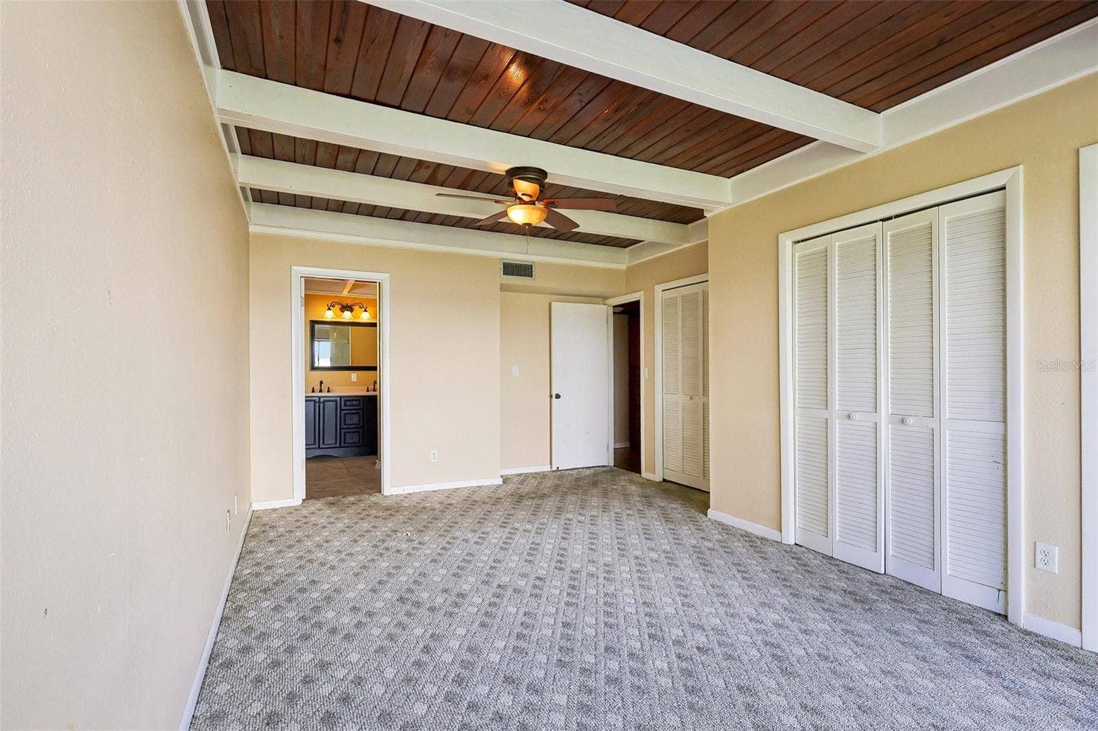 722 LAKE DORA DRIVE, Tavares, FL 32778 722 LAKE DORA DRIVE, Tavares, FL 32778