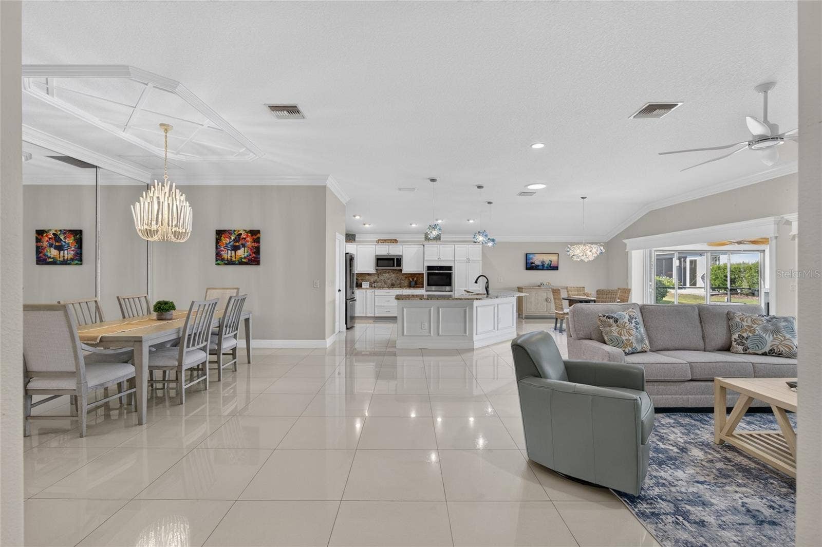 2077 VICKERS PLACE, The Villages, FL 32163 2077 VICKERS PLACE, The Villages, FL 32163