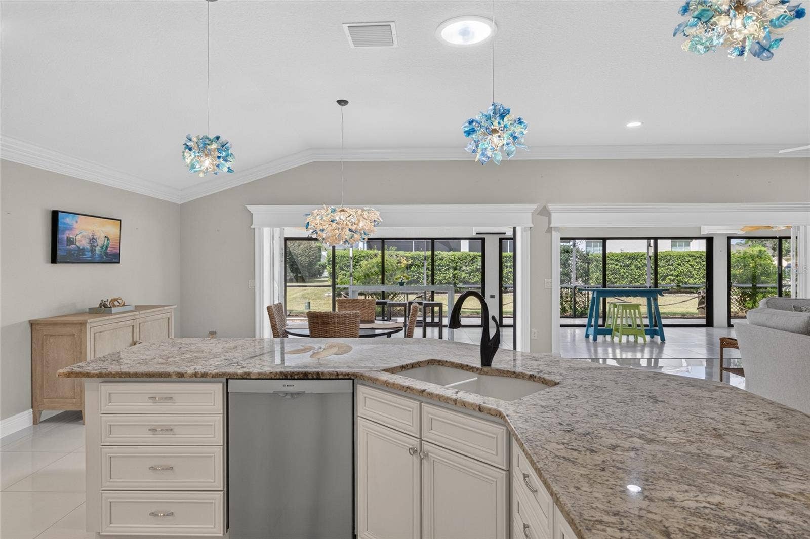 2077 VICKERS PLACE, The Villages, FL 32163 2077 VICKERS PLACE, The Villages, FL 32163