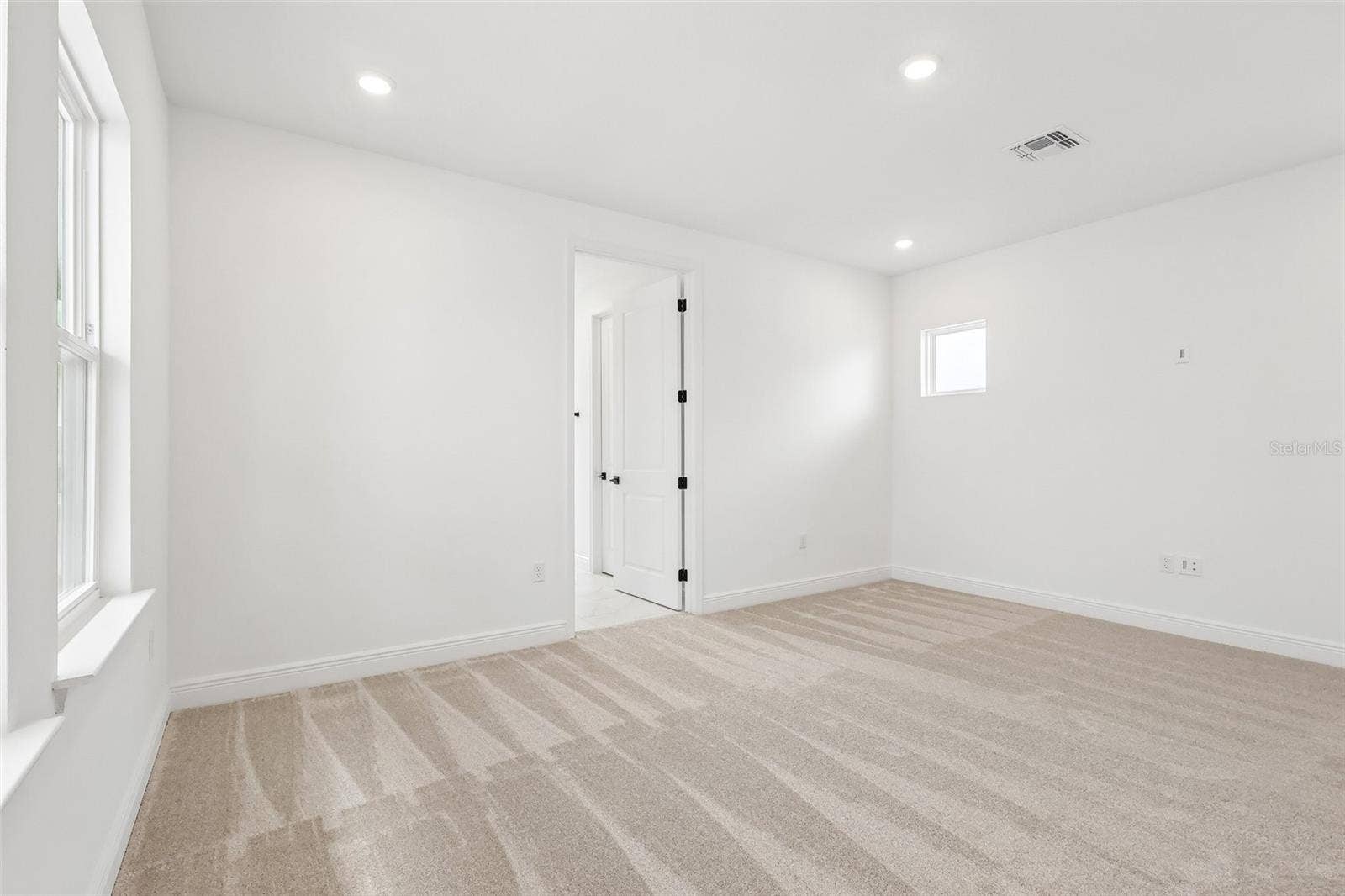 10157 GOBAT ALLEY STREET, Orlando, FL 32827 10157 GOBAT ALLEY STREET, Orlando, FL 32827