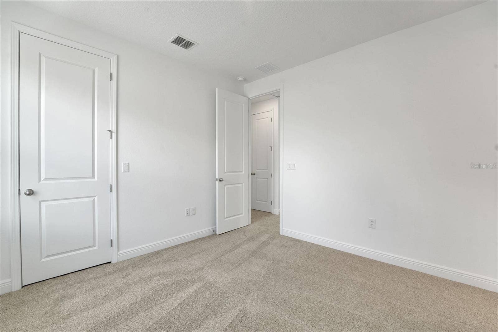 10350 PEARSON AVENUE, Orlando, FL 32827 10350 PEARSON AVENUE, Orlando, FL 32827