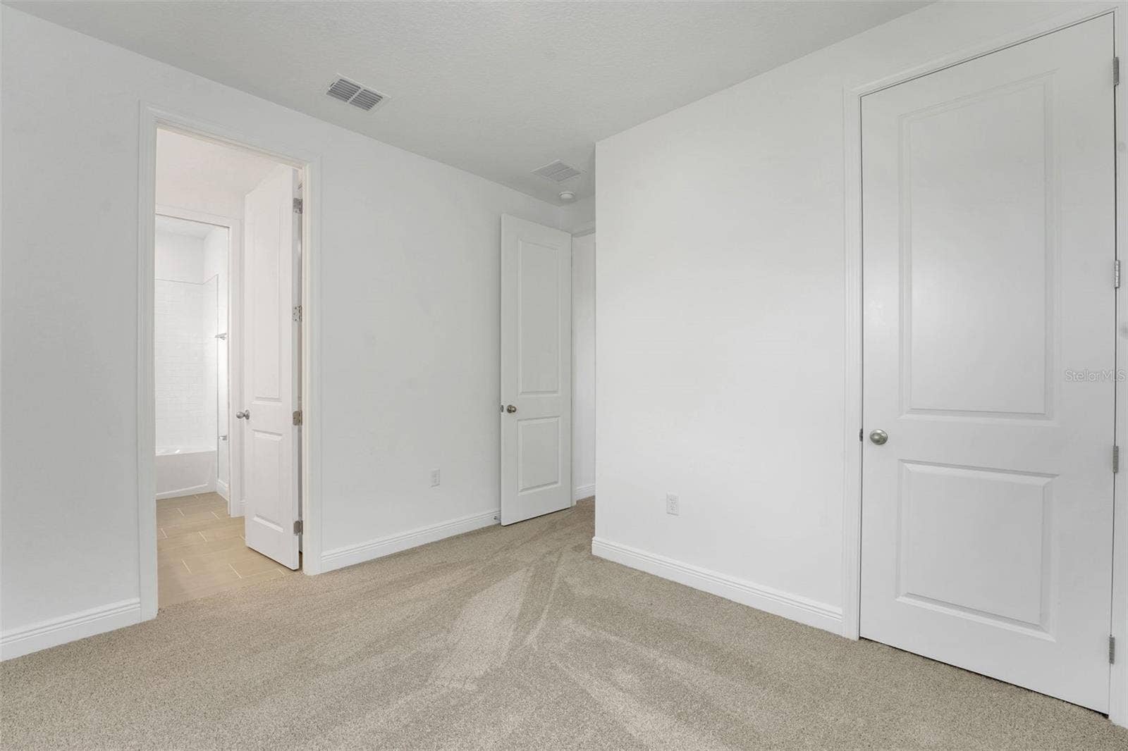 10350 PEARSON AVENUE, Orlando, FL 32827 10350 PEARSON AVENUE, Orlando, FL 32827