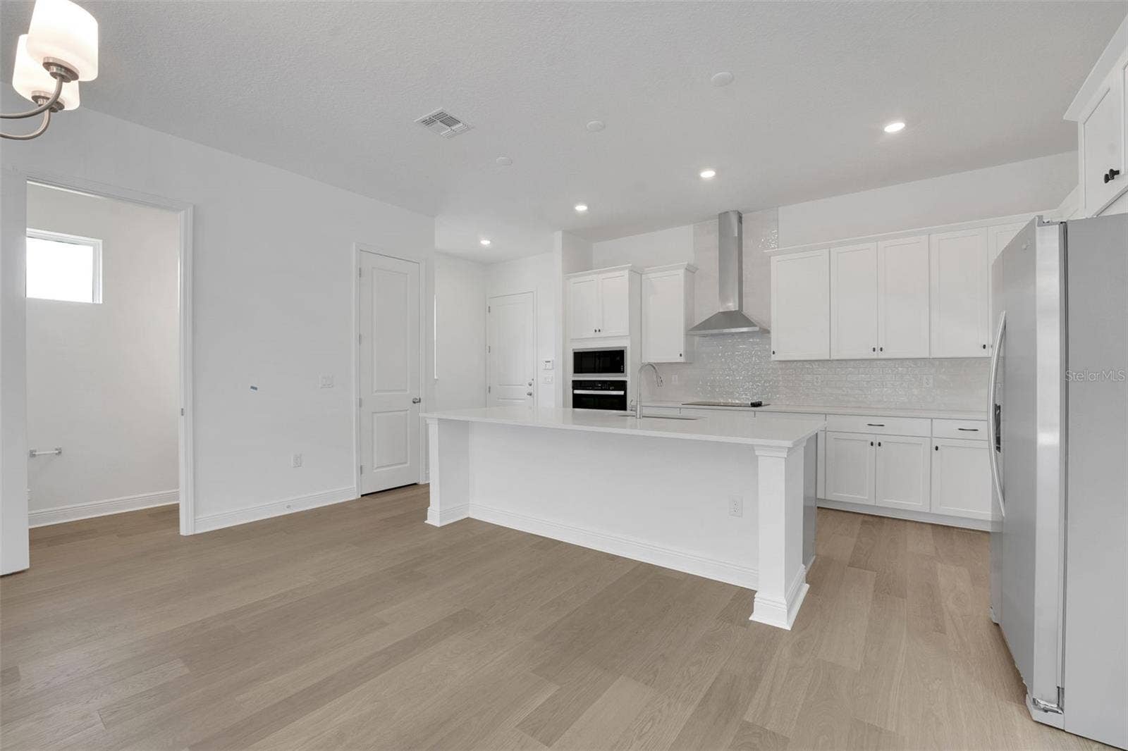 10350 PEARSON AVENUE, Orlando, FL 32827 10350 PEARSON AVENUE, Orlando, FL 32827