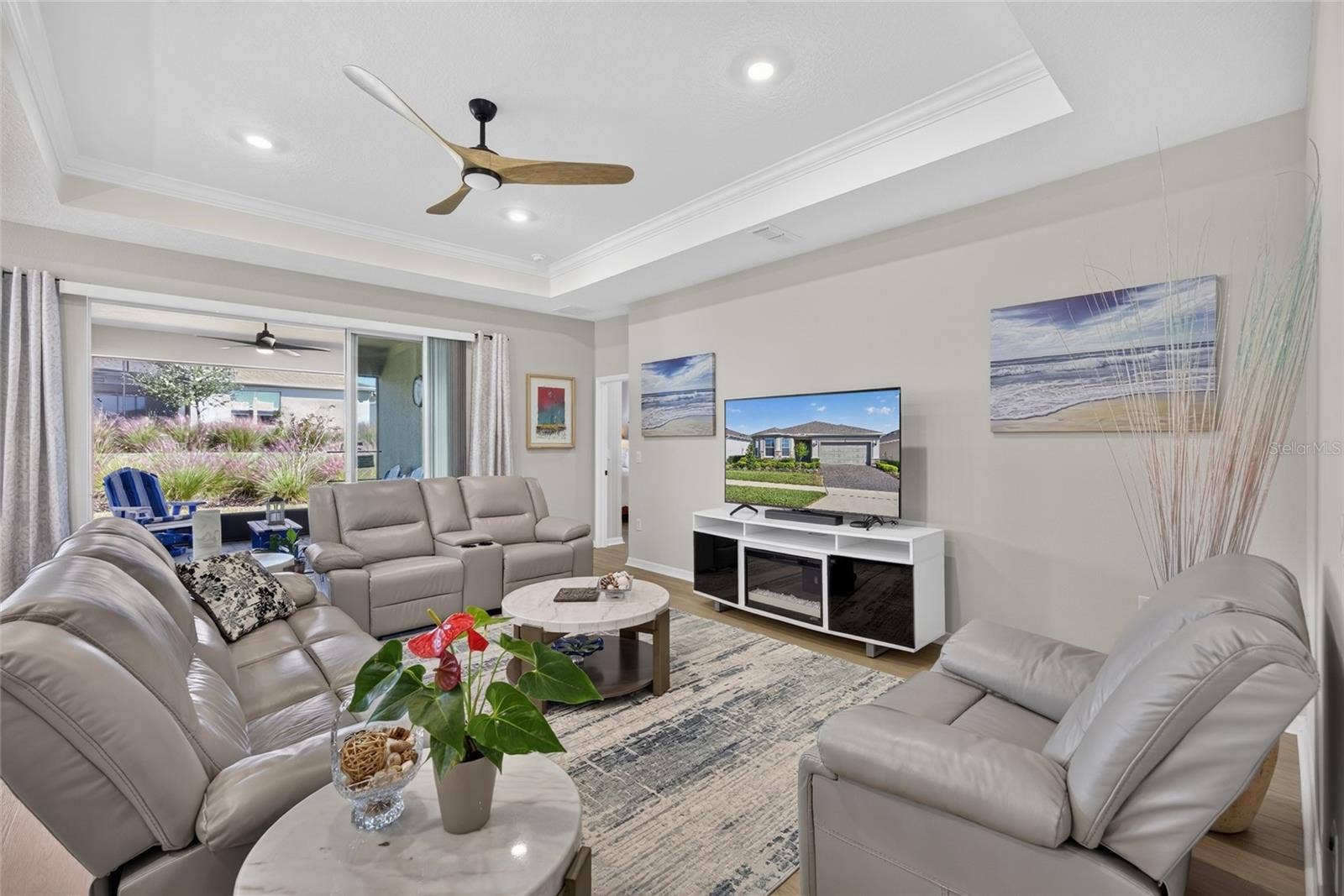 Open & Spacious Gathering Area