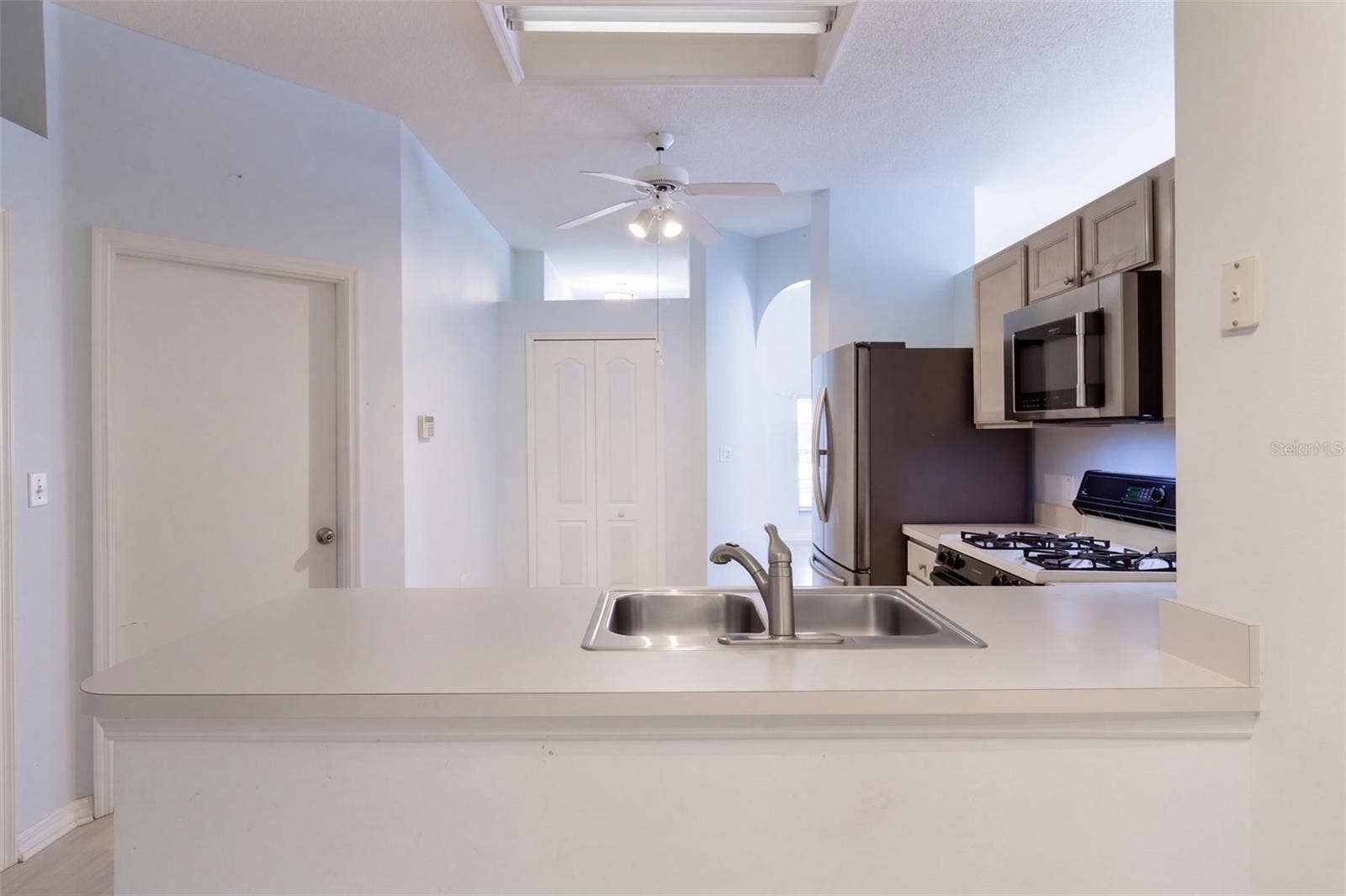 15806 GREEN COVE BOULEVARD, Clermont, FL 34714 Kitchen