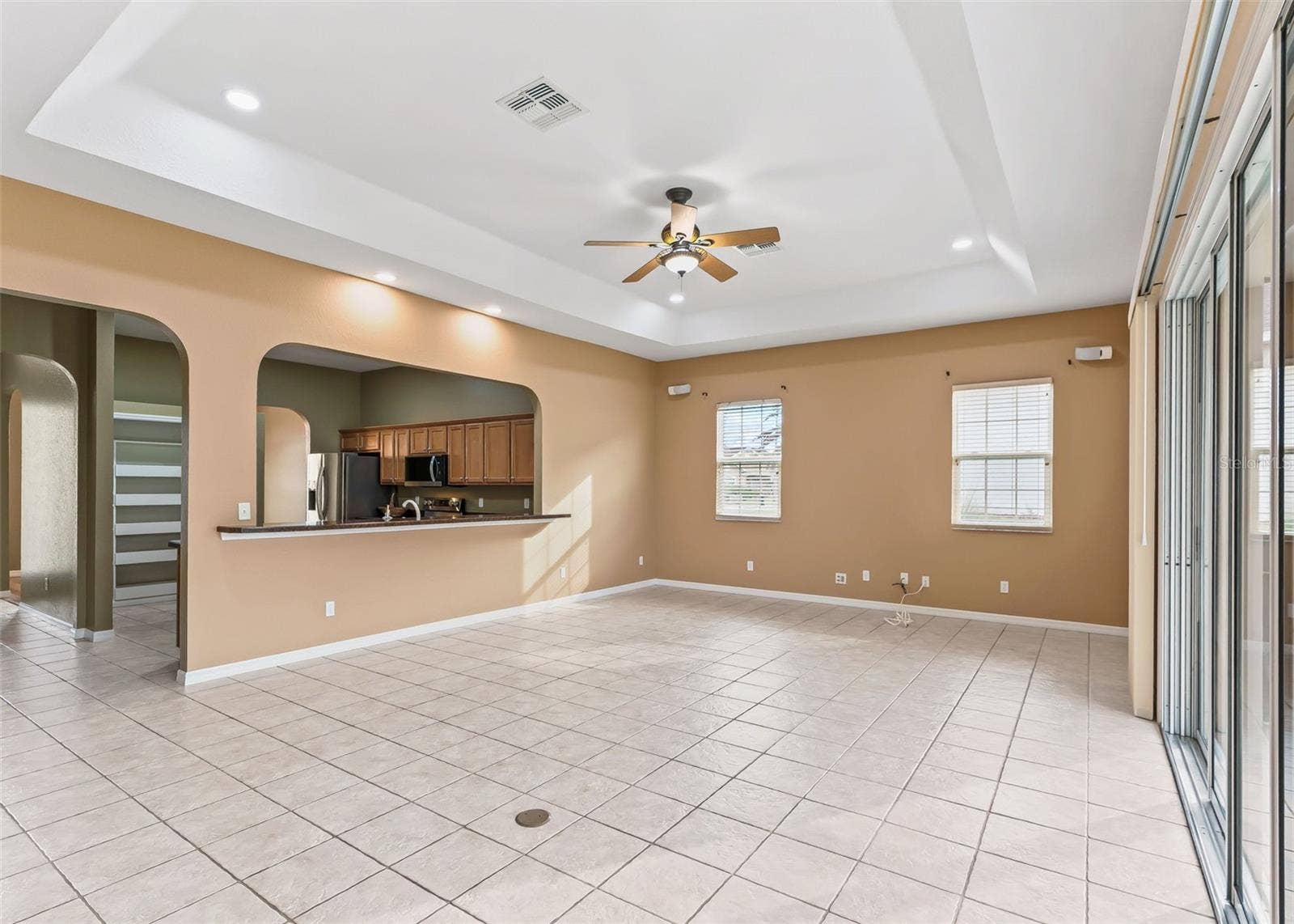 12439 SE 176TH LOOP, Summerfield, FL 34491 Great room