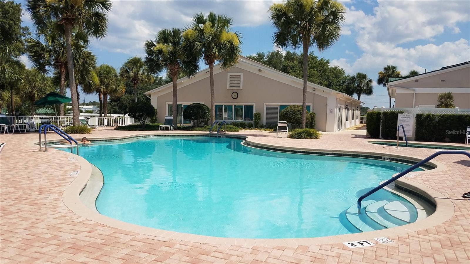12439 SE 176TH LOOP, Summerfield, FL 34491 Crest Outdoor pool